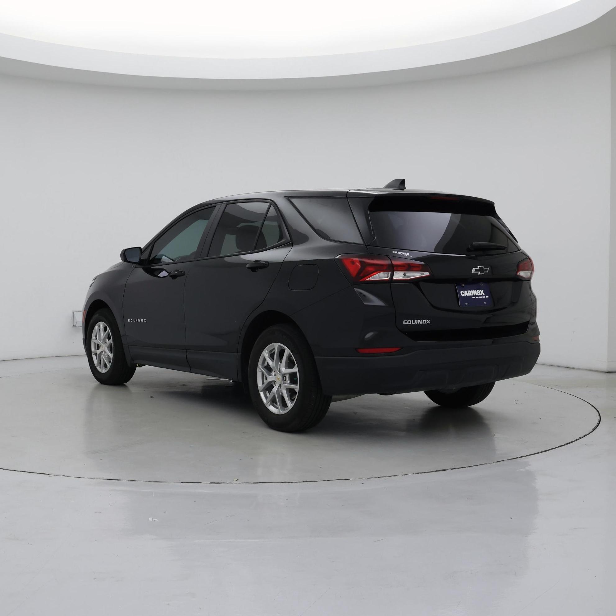 Thumbnail: 2022 Chevrolet Equinox - 2