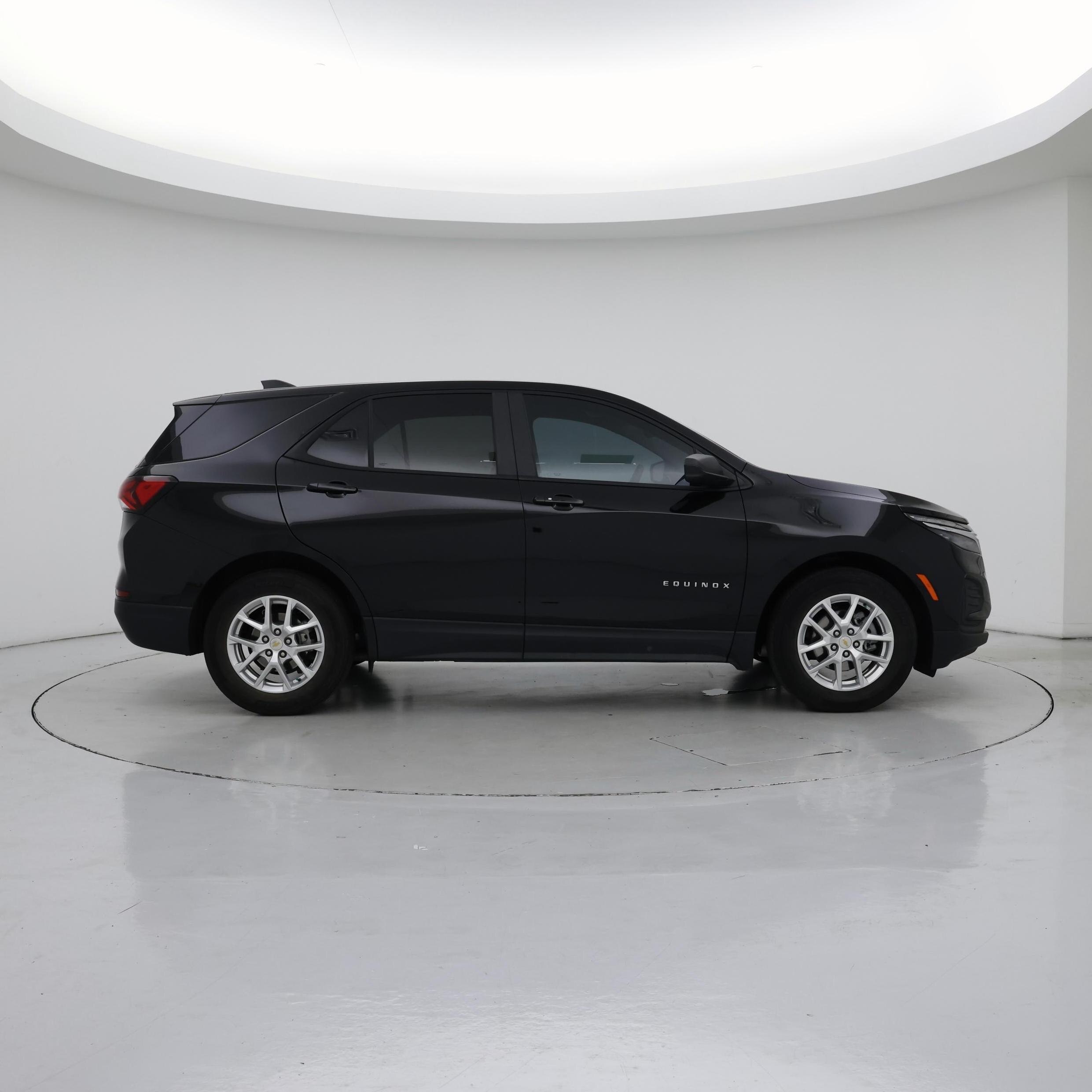Thumbnail: 2022 Chevrolet Equinox - 7