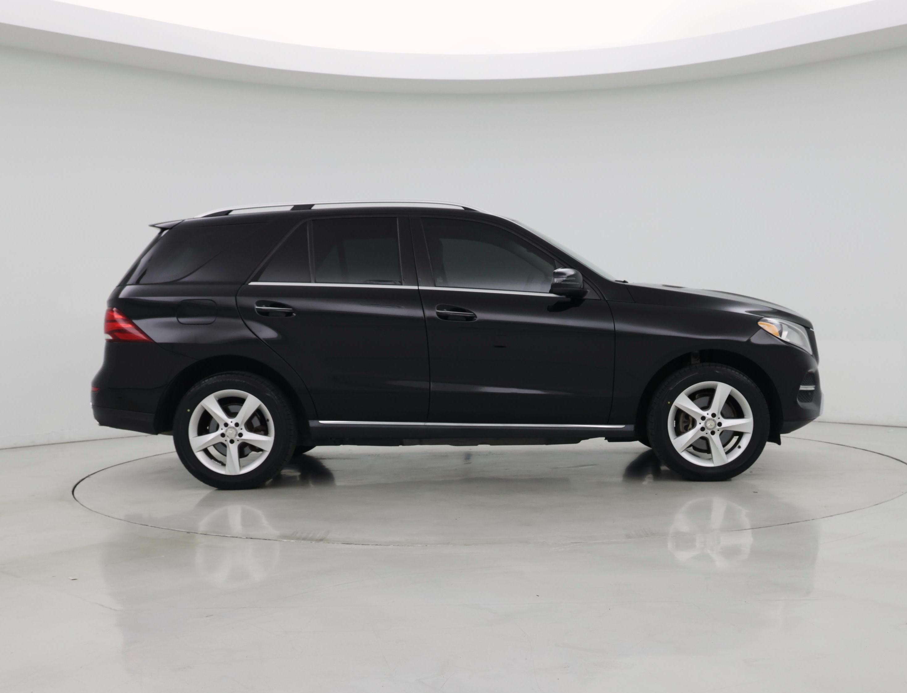 Thumbnail: 2016 Mercedes-Benz GLE - 7