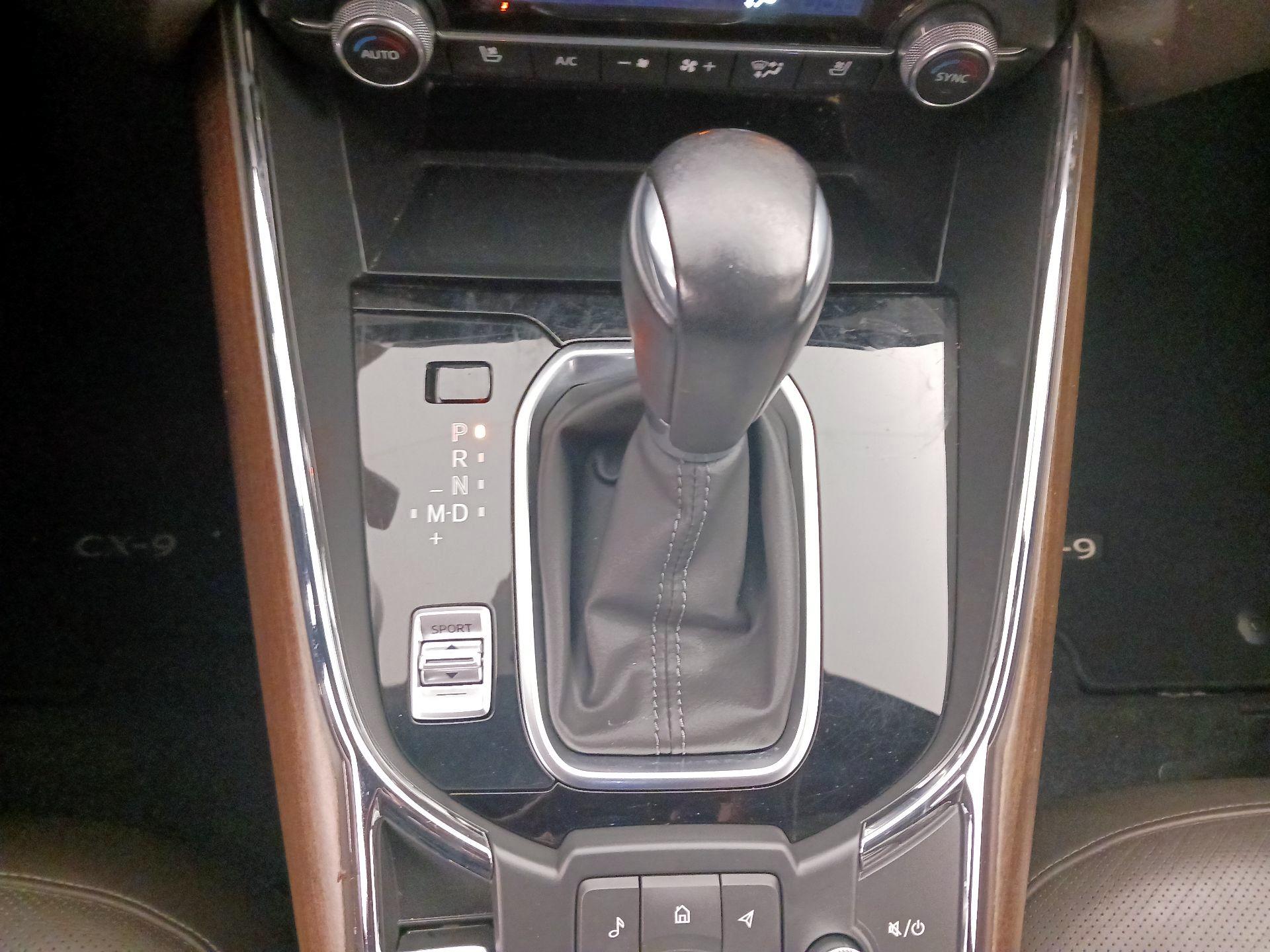 Thumbnail: 2022 Mazda CX-9 - 18