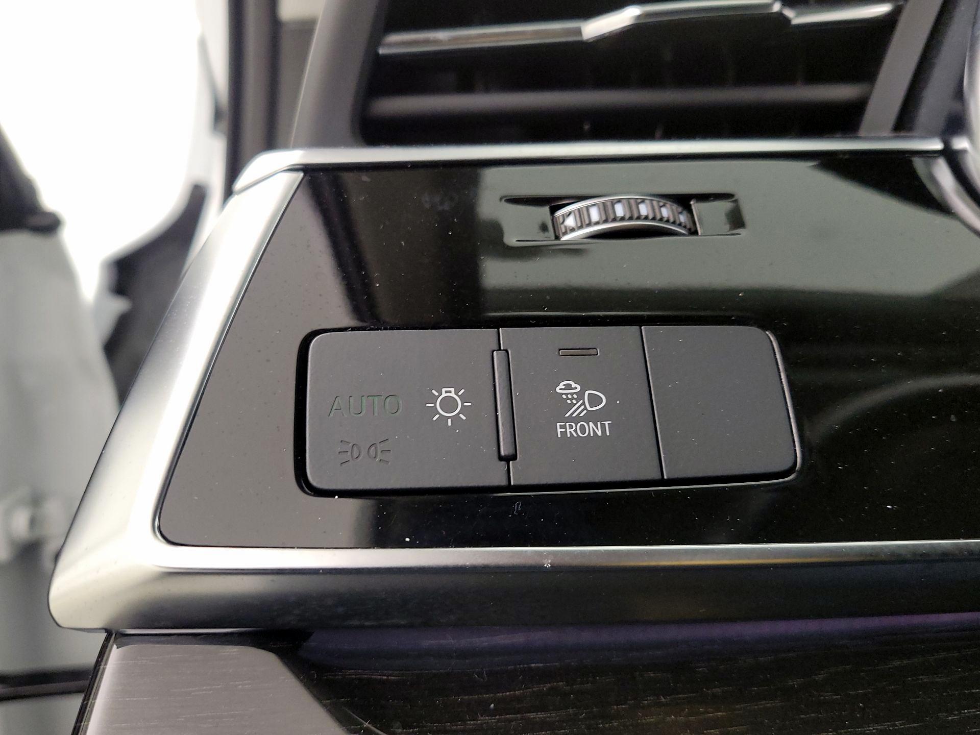 Thumbnail: 2023 Audi Q7 - 13