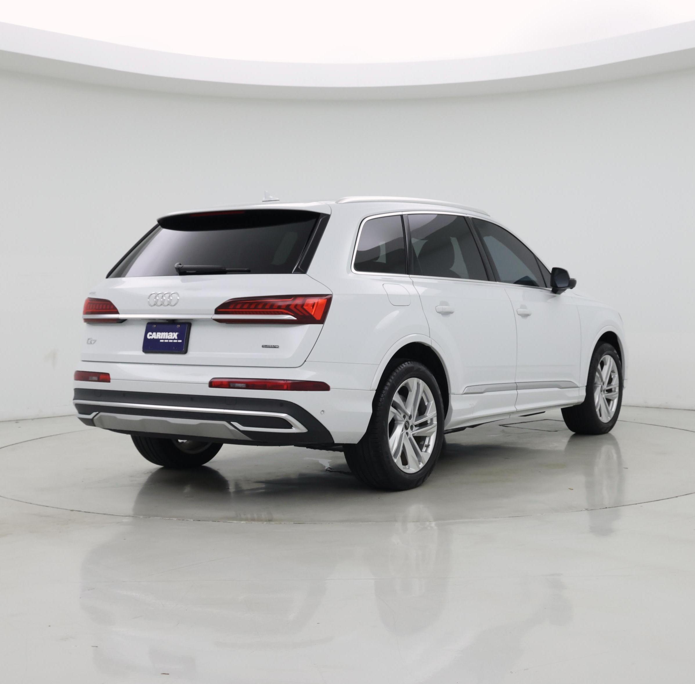 Thumbnail: 2023 Audi Q7 - 8