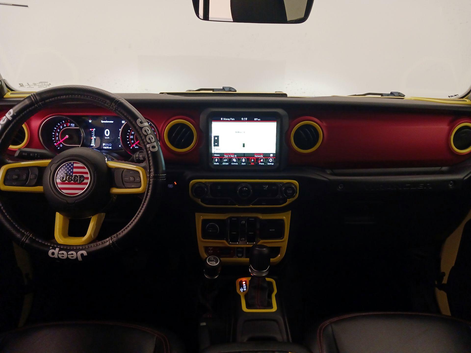 Thumbnail: 2022 Jeep Wrangler - 9