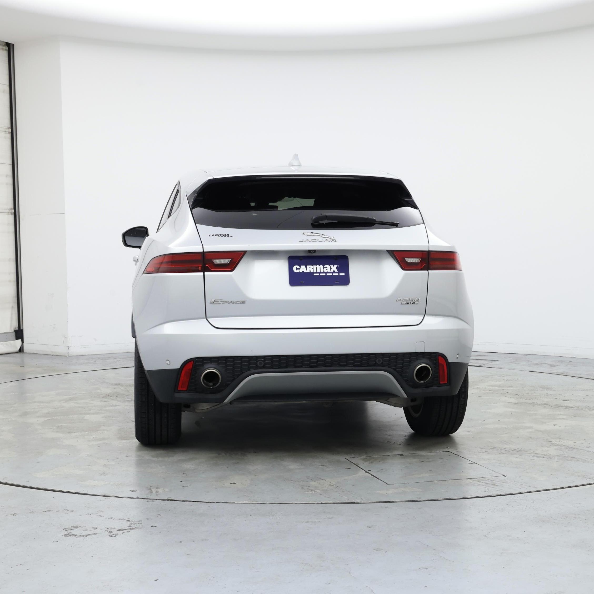 Thumbnail: 2019 Jaguar E-Pace - 6