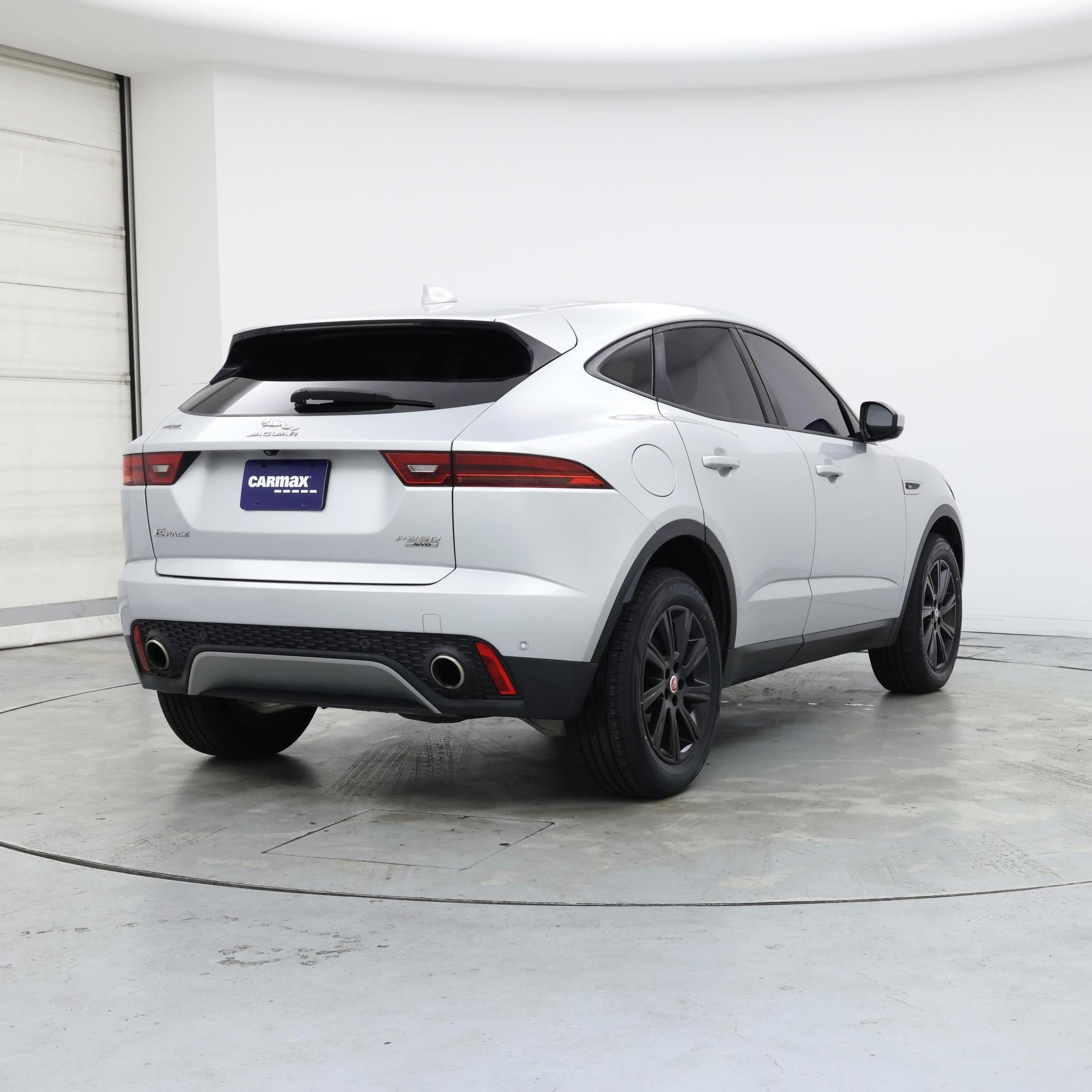 Thumbnail: 2019 Jaguar E-Pace - 8