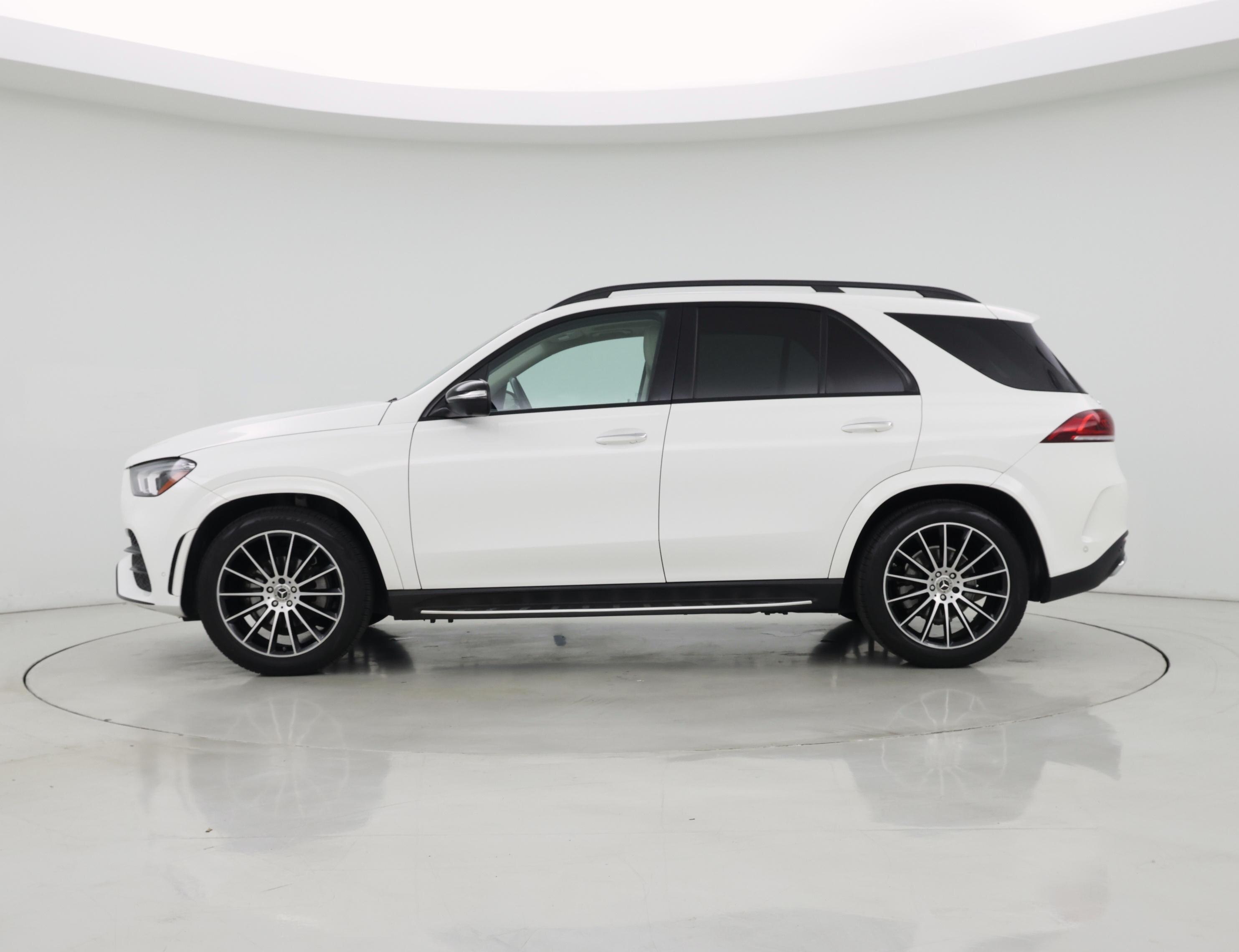 Thumbnail: 2021 Mercedes-Benz GLE - 3