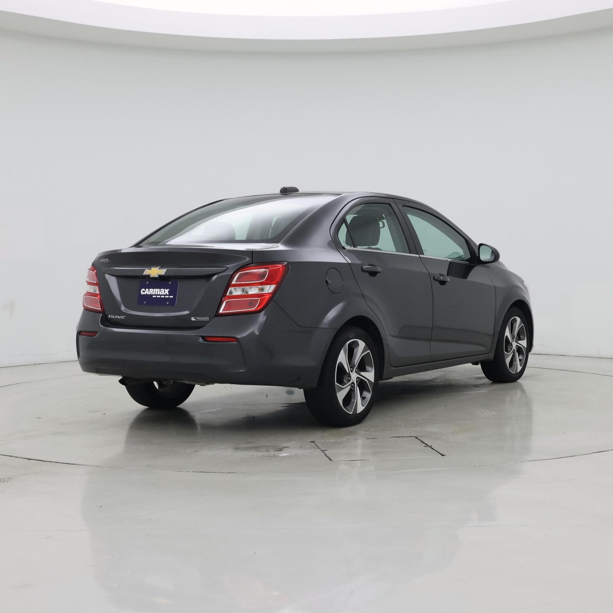 Thumbnail: 2019 Chevrolet Sonic - 8