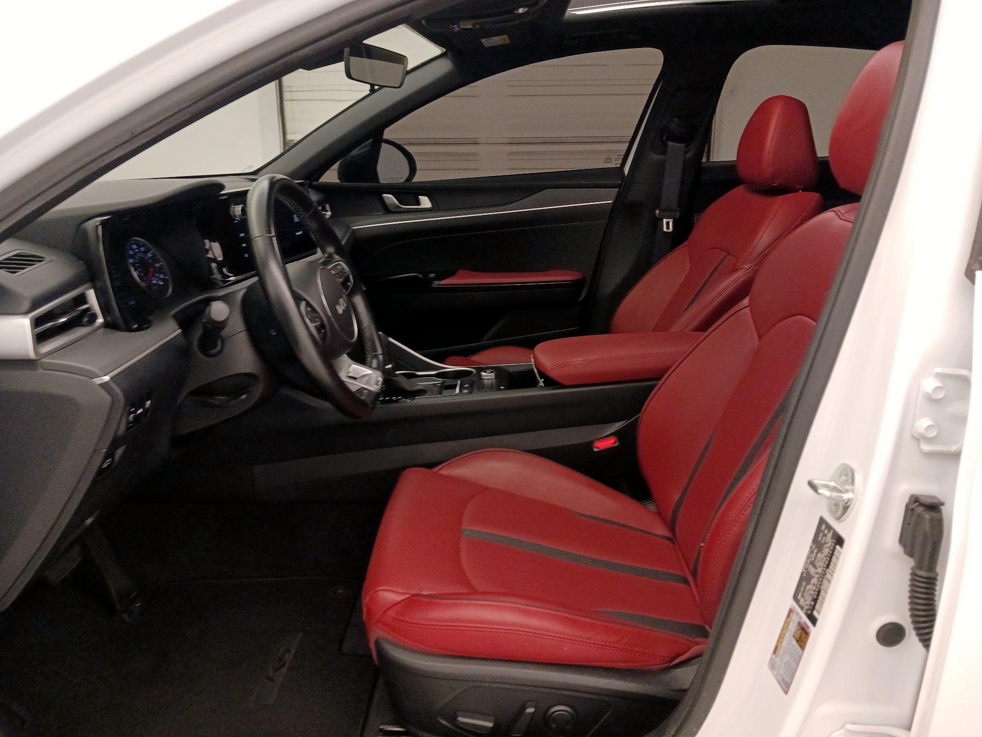 Thumbnail: 2023 Kia K5 - 9