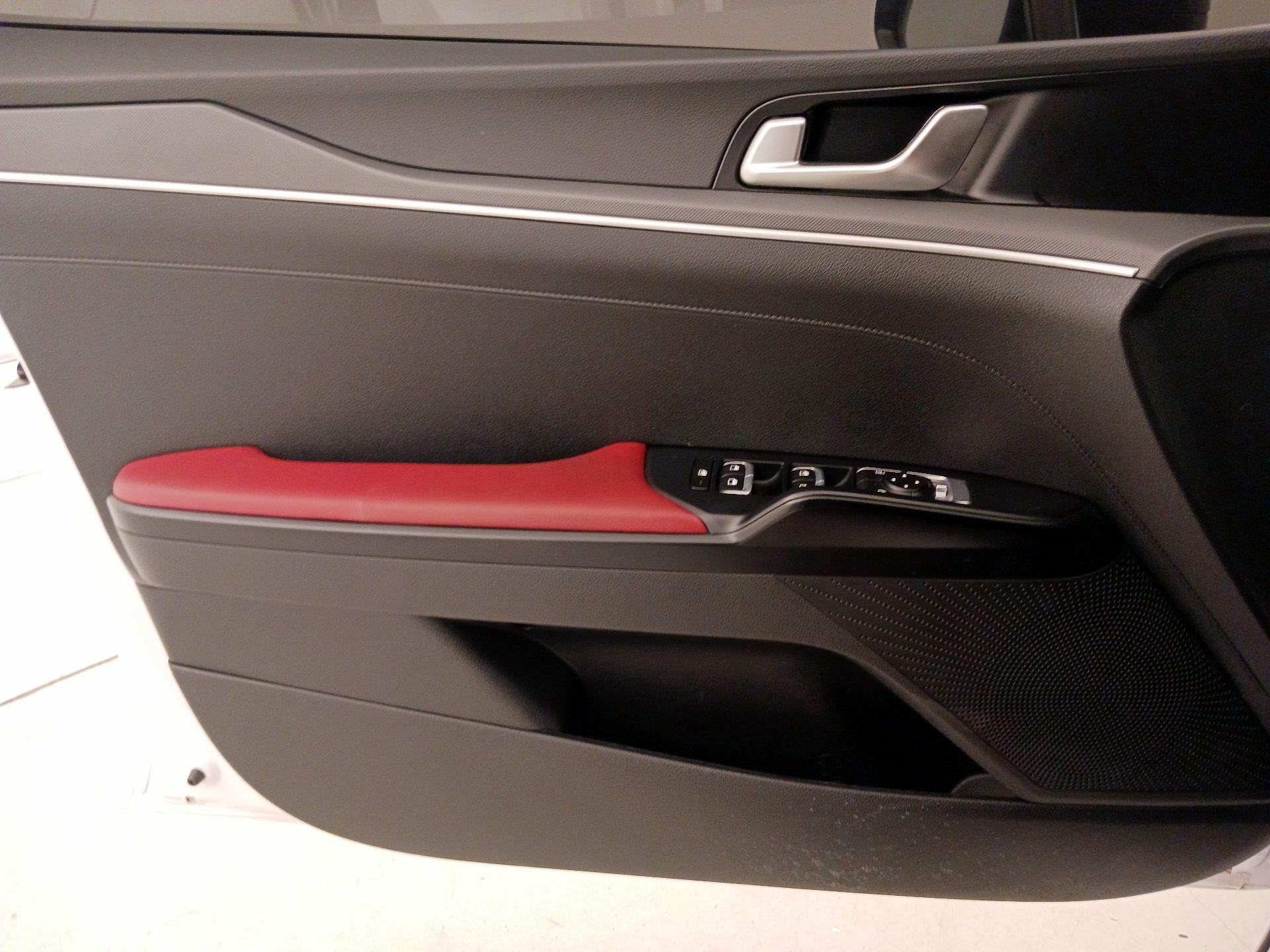Thumbnail: 2023 Kia K5 - 10