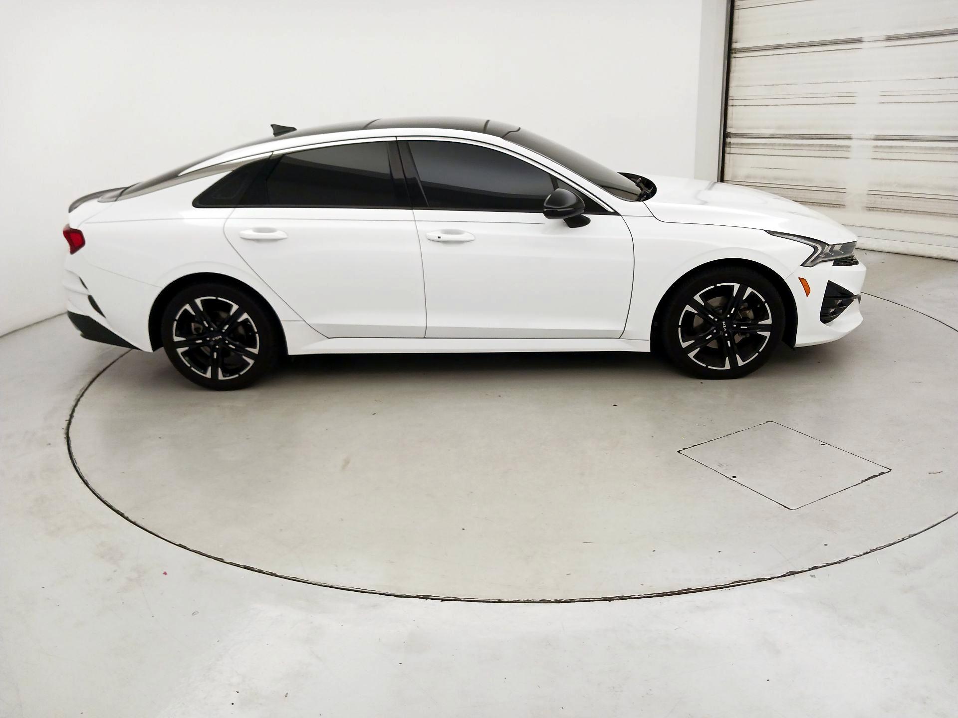 Thumbnail: 2023 Kia K5 - 4
