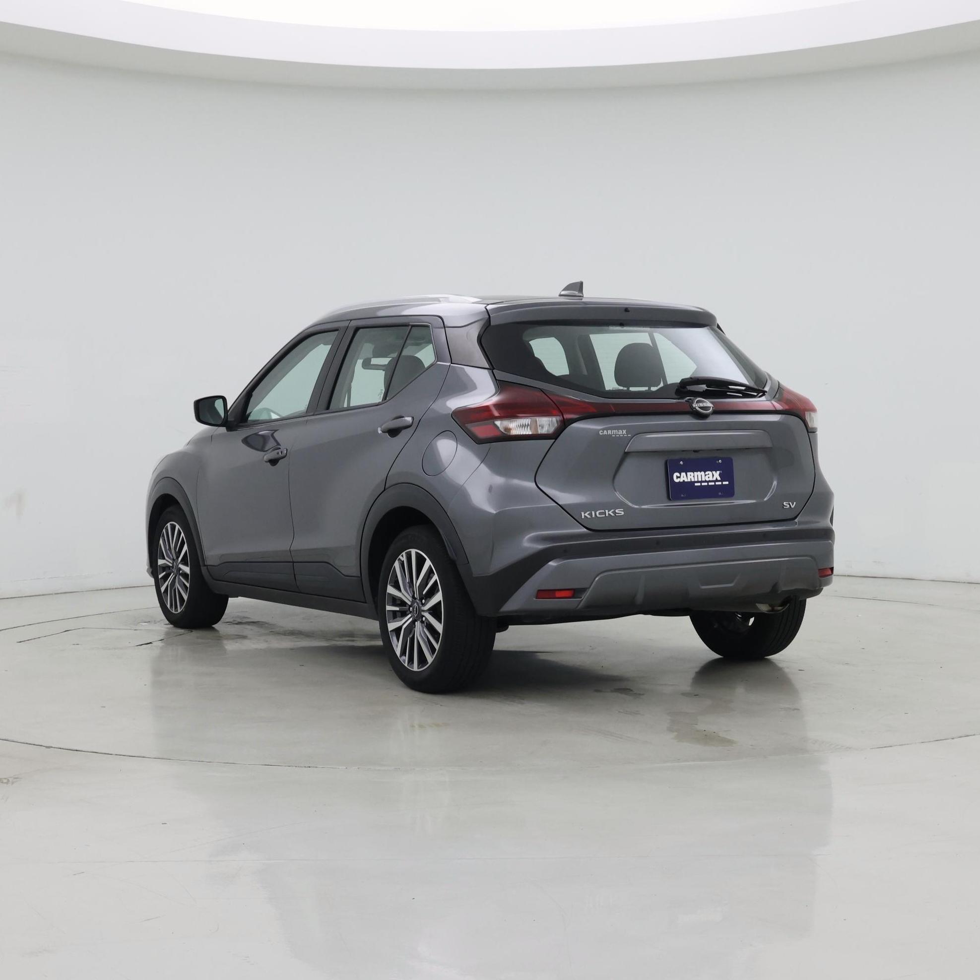 Thumbnail: 2023 Nissan Kicks - 2