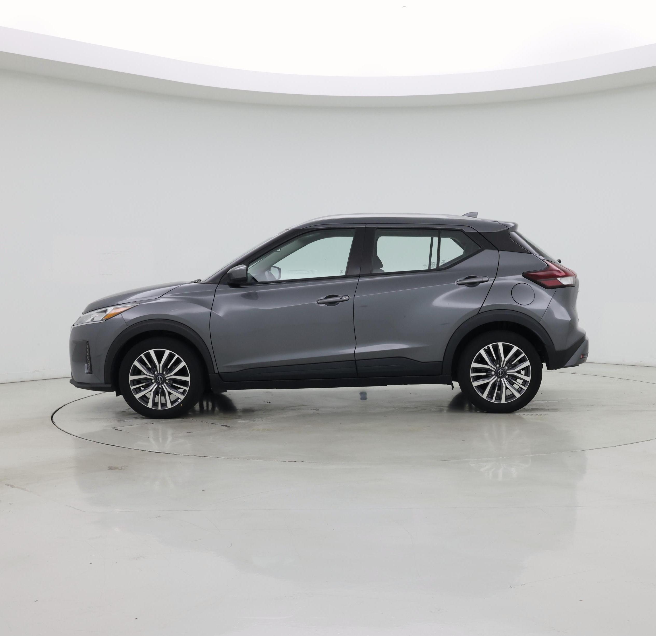 Thumbnail: 2023 Nissan Kicks - 3