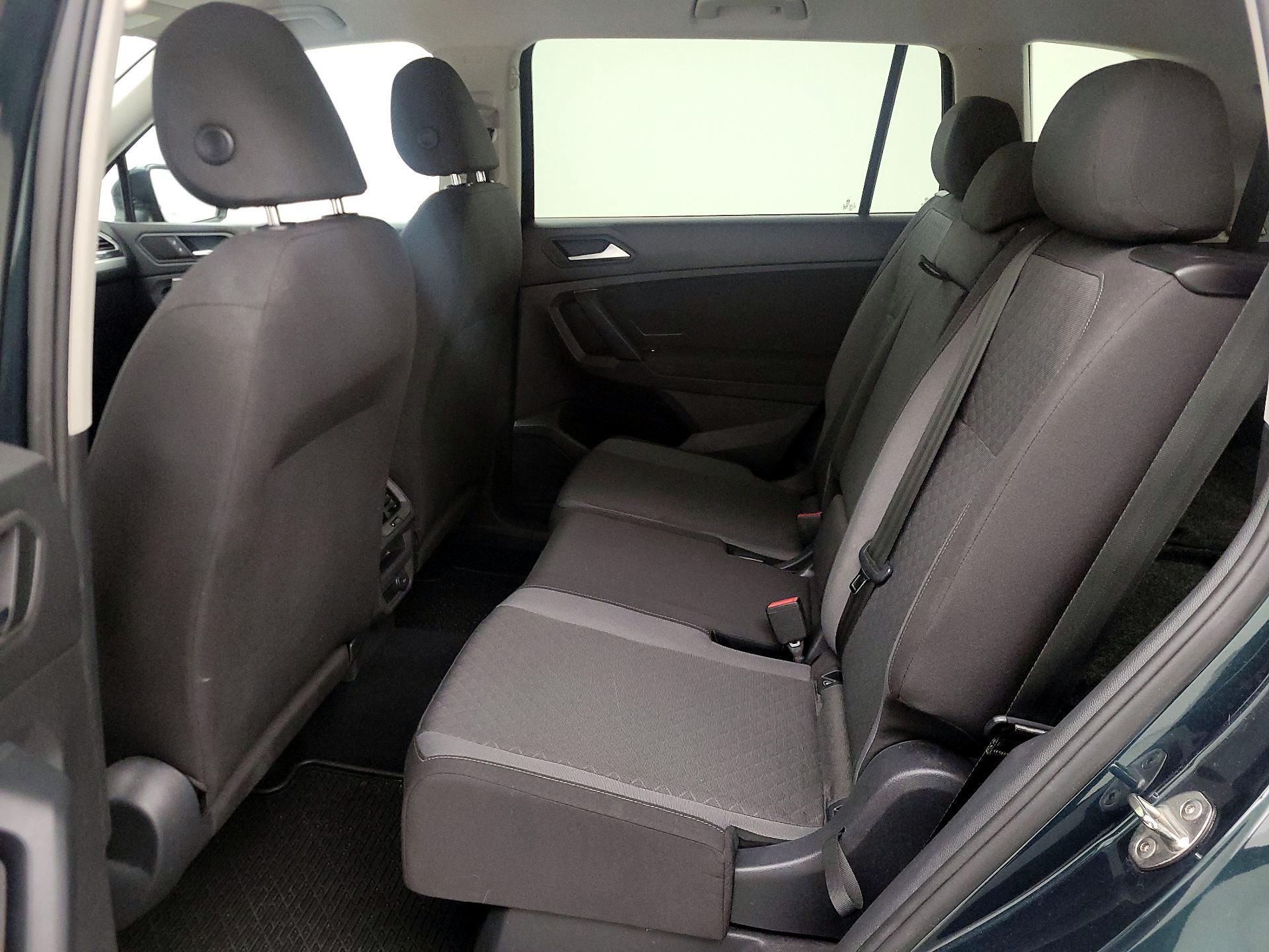 Thumbnail: 2019 Volkswagen Tiguan - 19