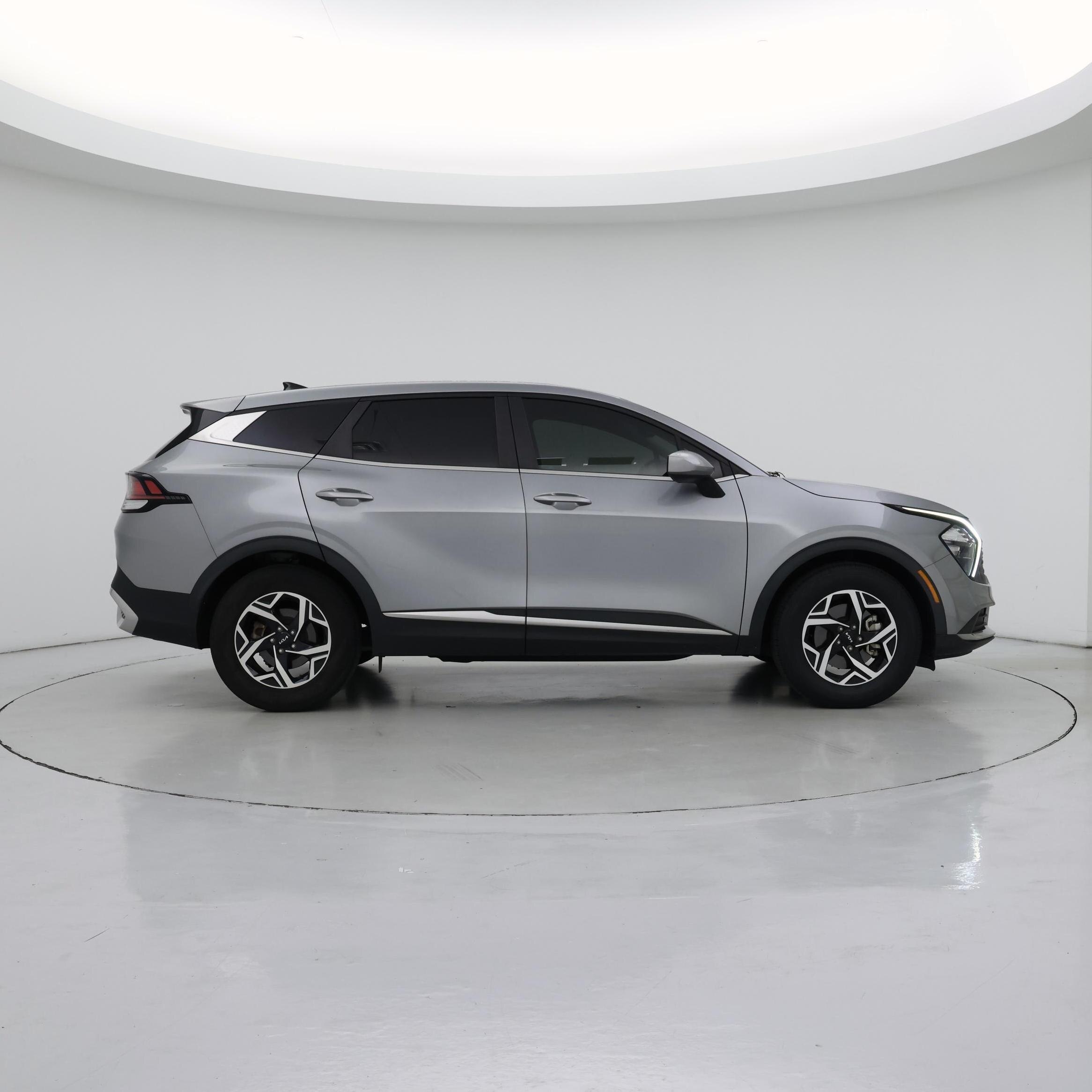 Thumbnail: 2023 Kia Sportage - 7