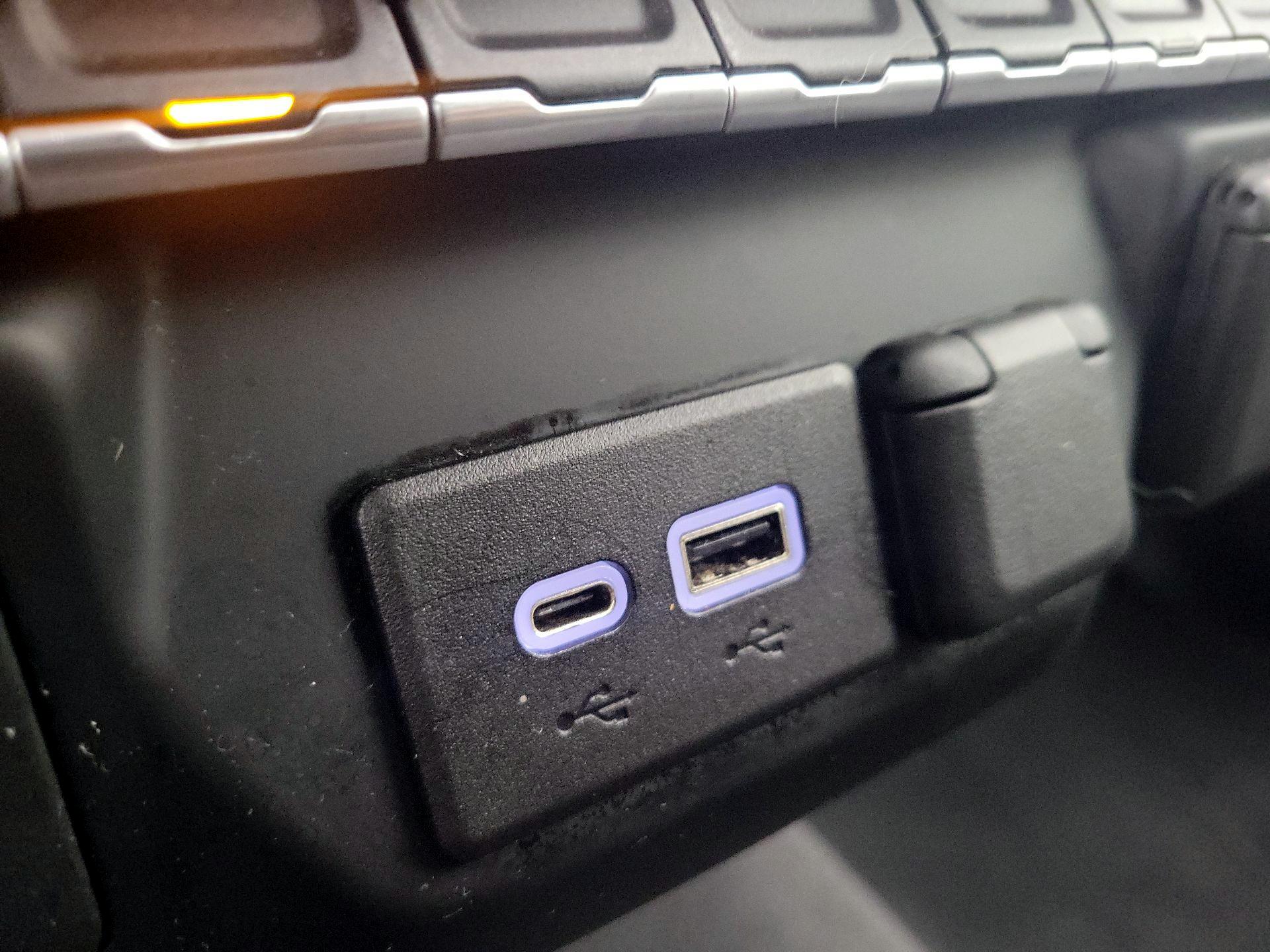 Thumbnail: 2021 Chevrolet Silverado 1500 - 18