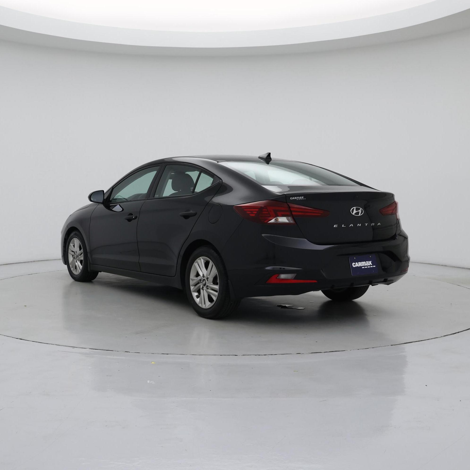 Thumbnail: 2019 Hyundai Elantra - 2