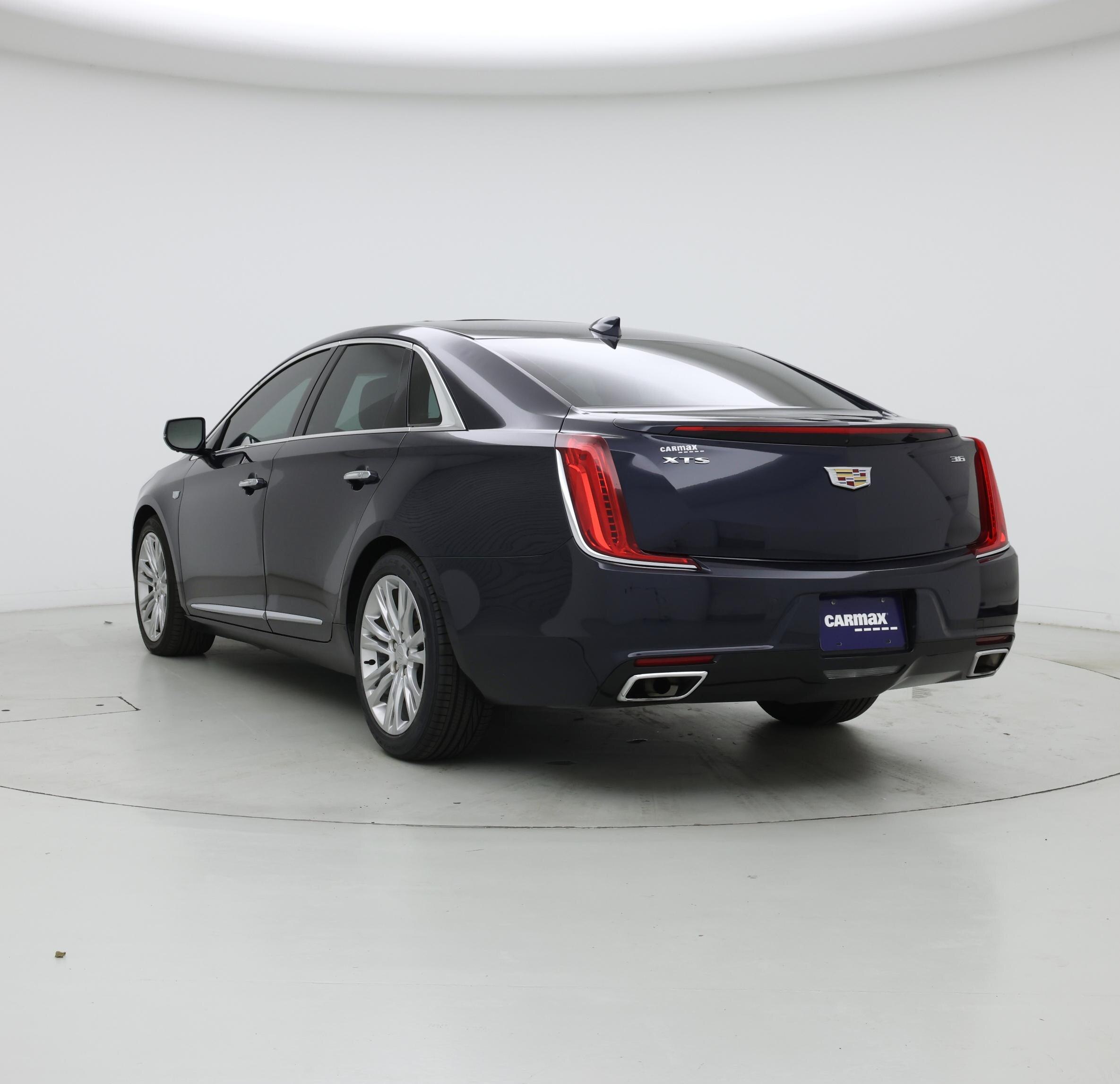 Thumbnail: 2019 Cadillac XTS - 2