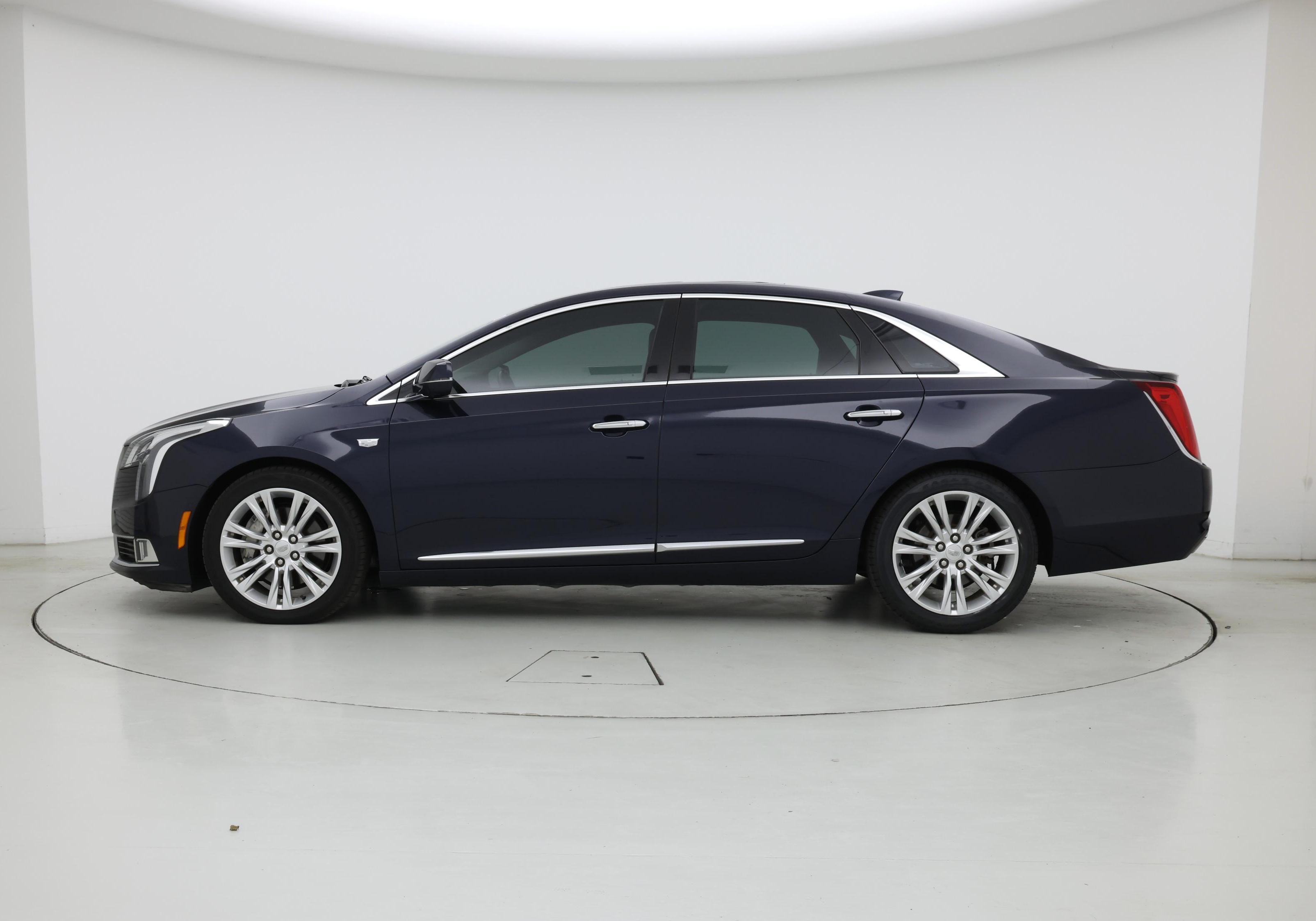 Thumbnail: 2019 Cadillac XTS - 3