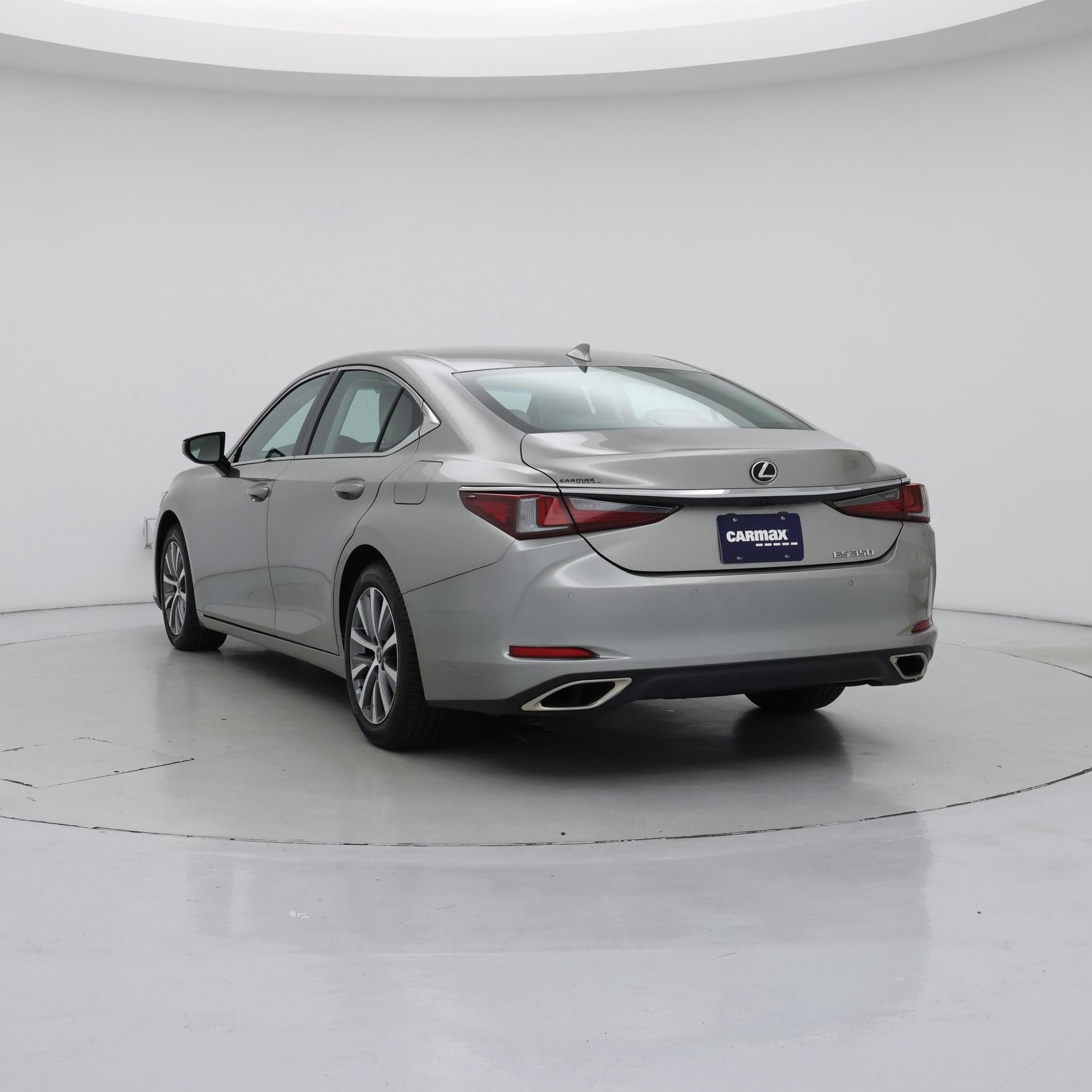 Thumbnail: 2021 Lexus ES - 8