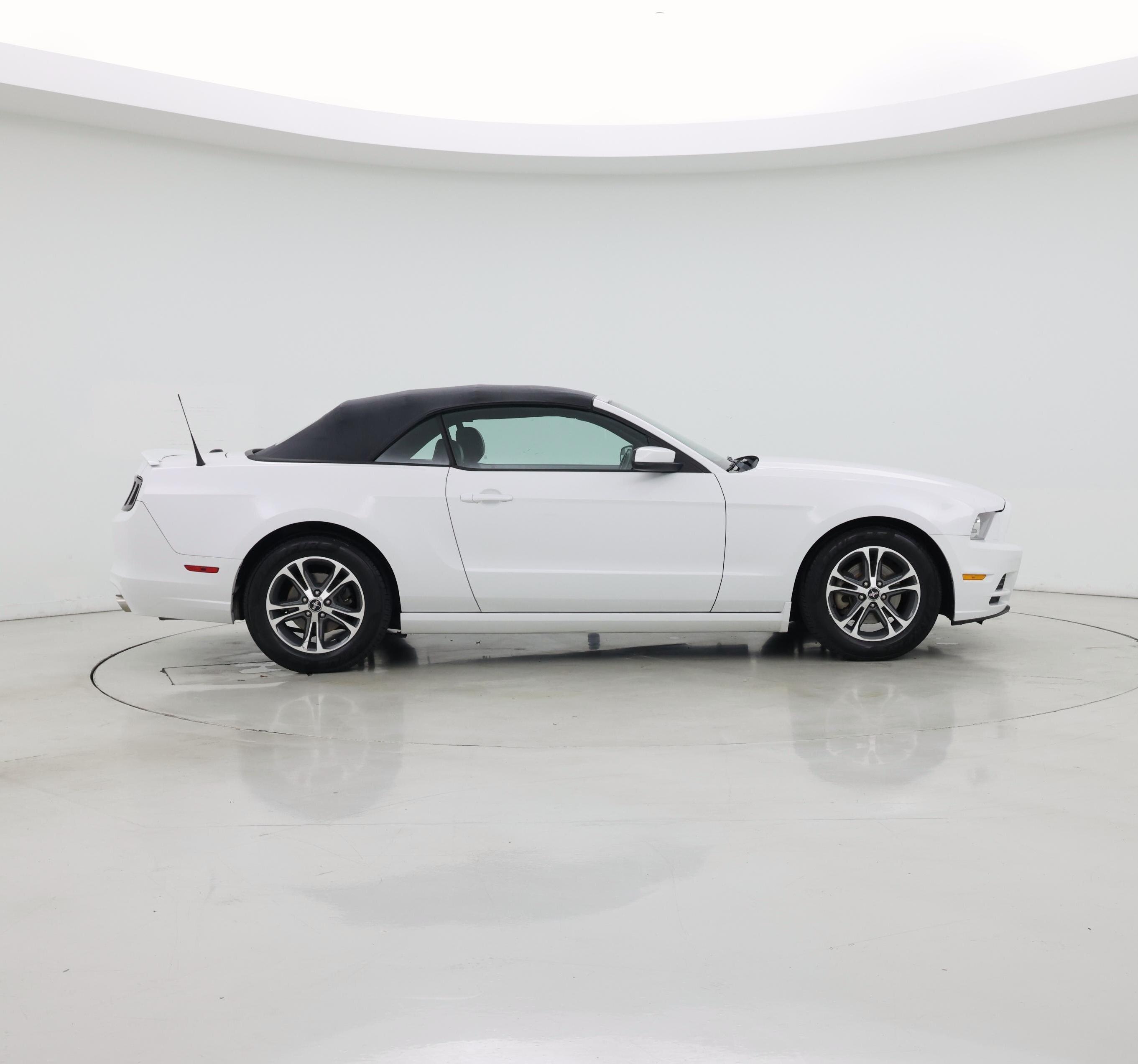 Thumbnail: 2014 Ford Mustang - 7