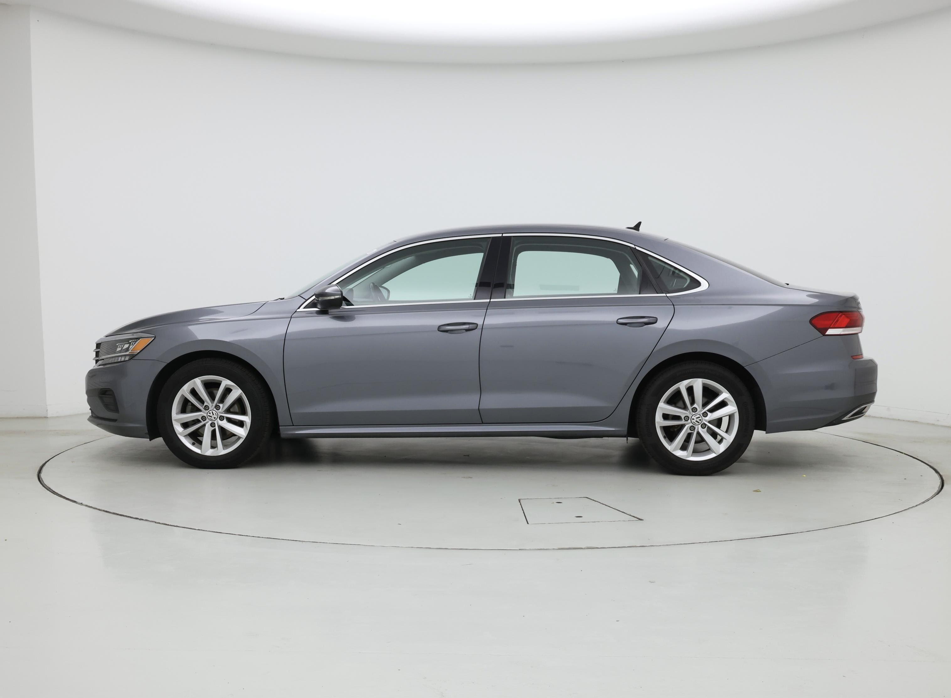 Thumbnail: 2020 Volkswagen Passat - 3