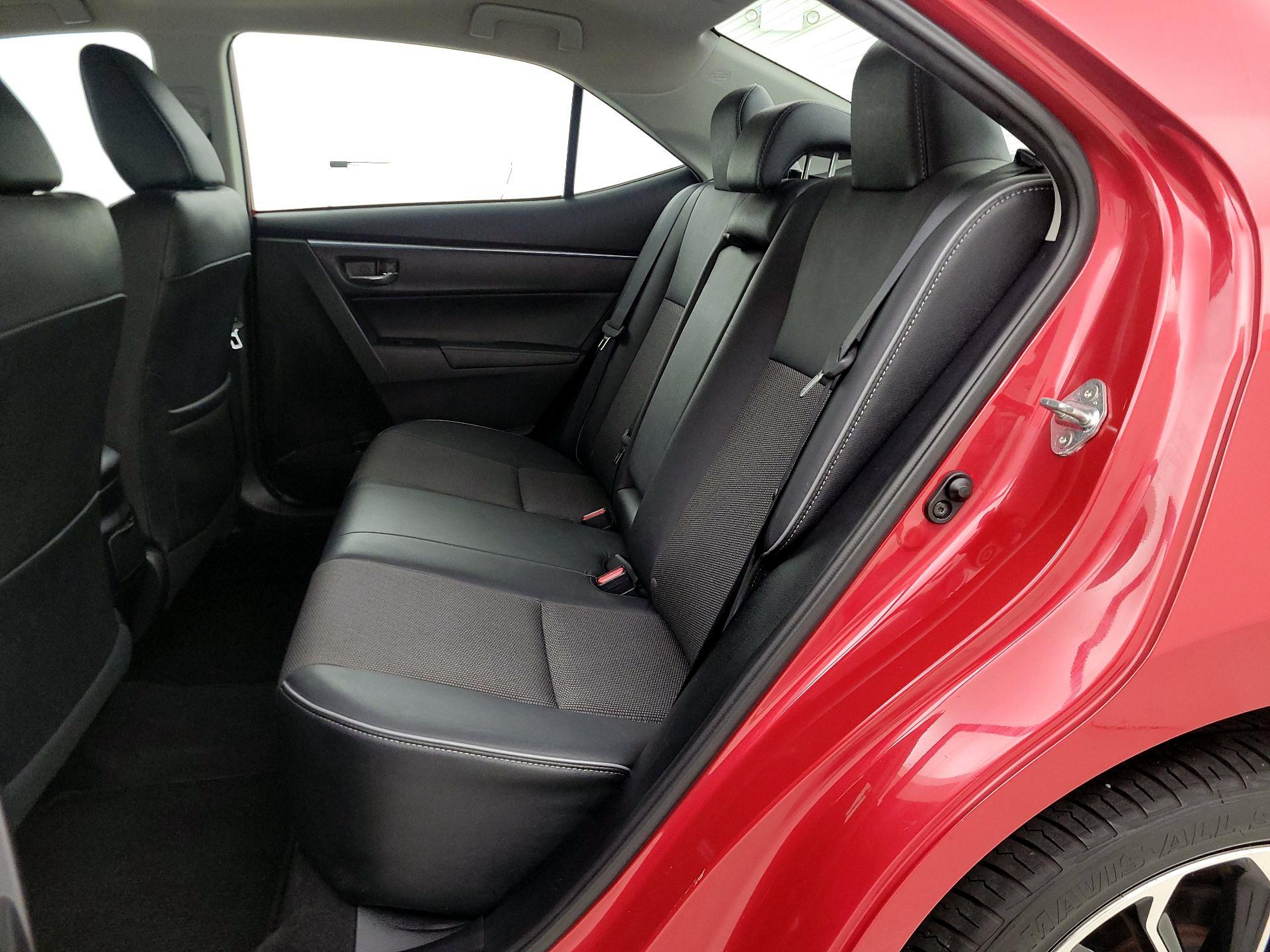 Thumbnail: 2015 Toyota Corolla - 19