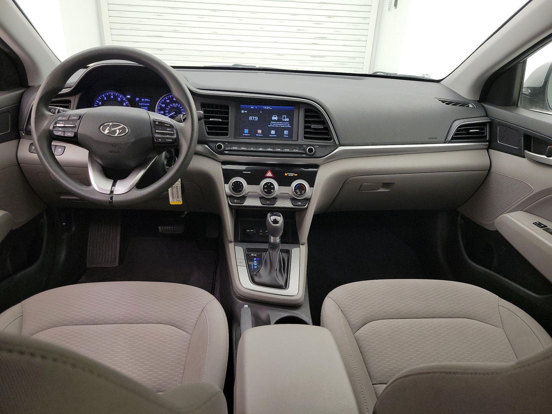 Thumbnail: 2019 Hyundai Elantra - 9