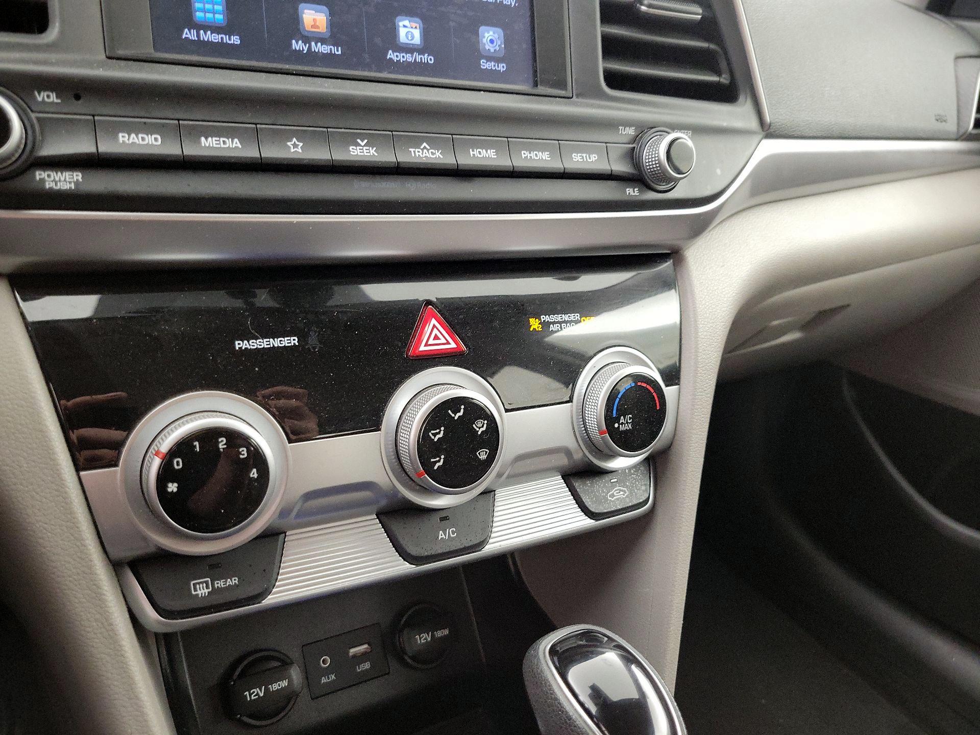 Thumbnail: 2019 Hyundai Elantra - 15
