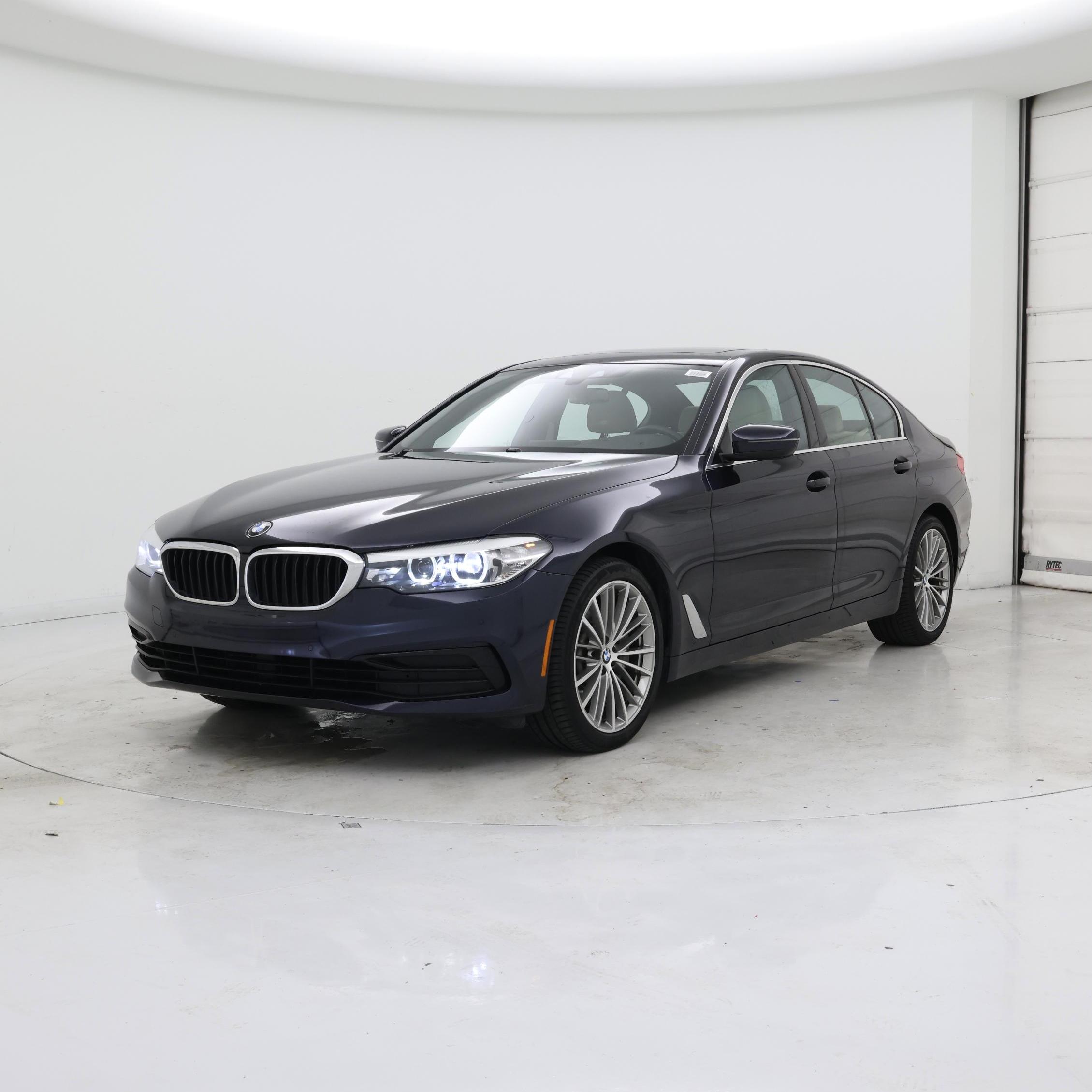 Thumbnail: 2020 BMW 5 Series - 4