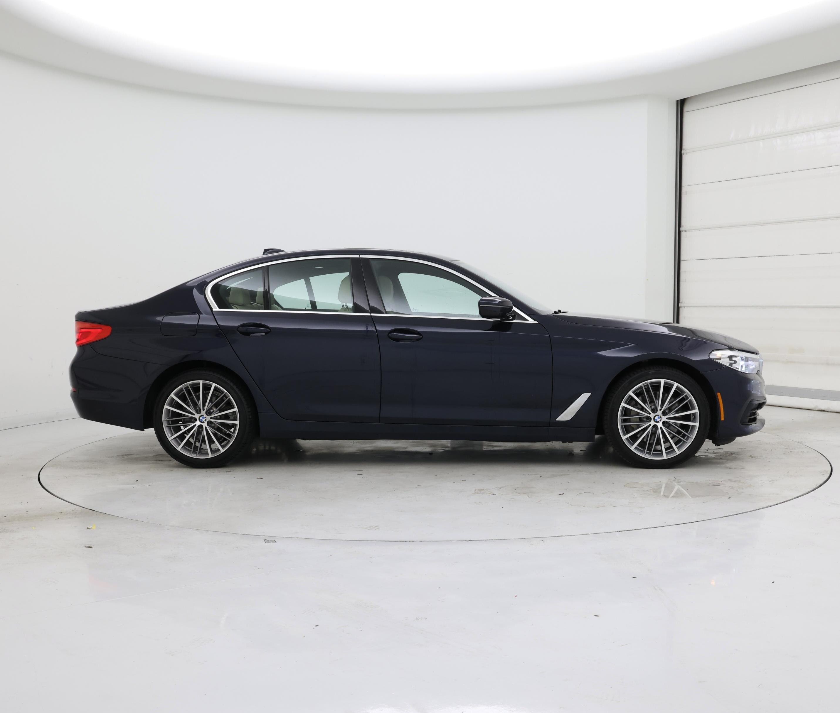 Thumbnail: 2020 BMW 5 Series - 7