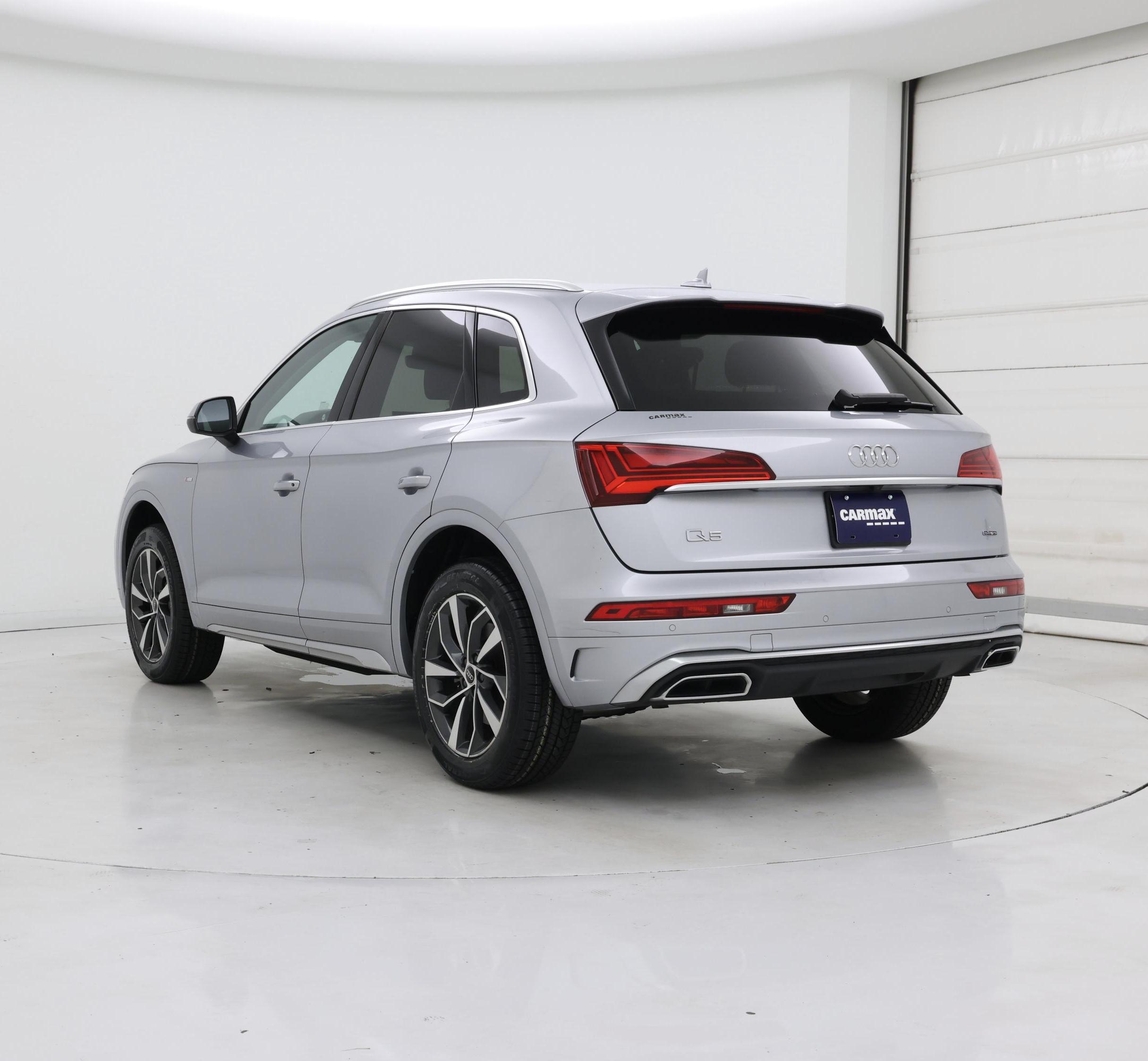 Thumbnail: 2022 Audi Q5 - 2