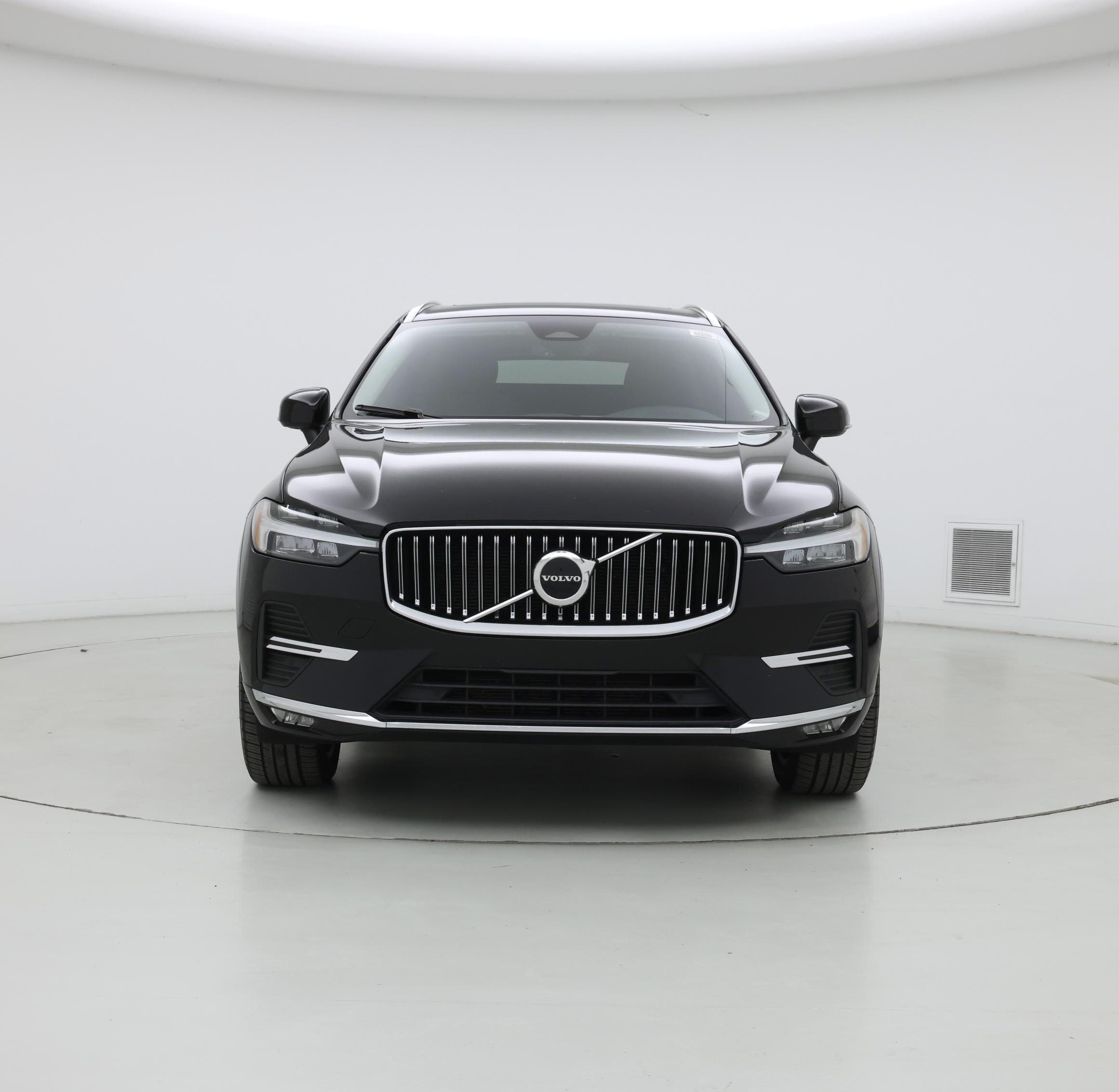 Thumbnail: 2022 Volvo XC60 - 5