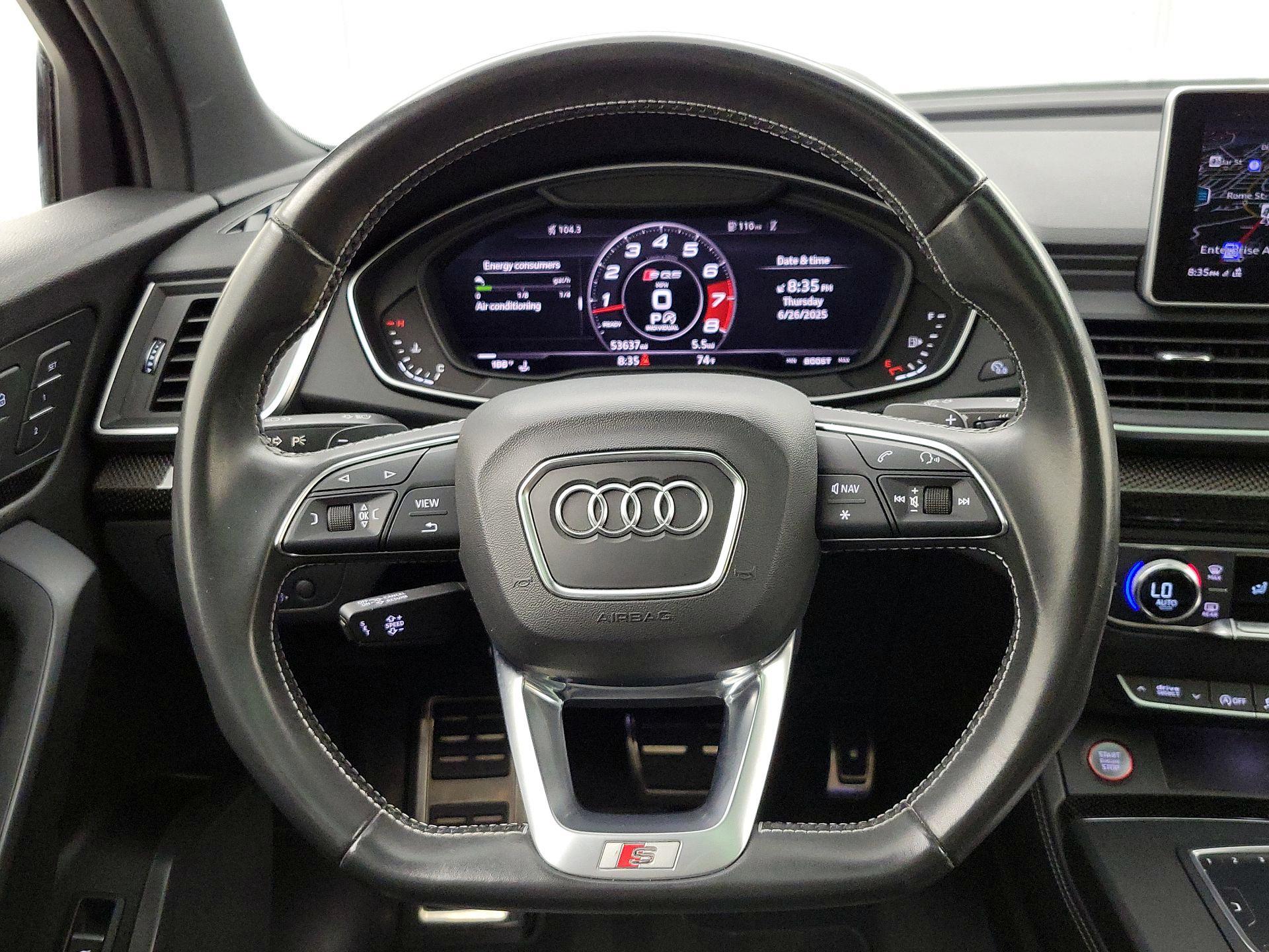 Thumbnail: 2020 Audi SQ5 - 10