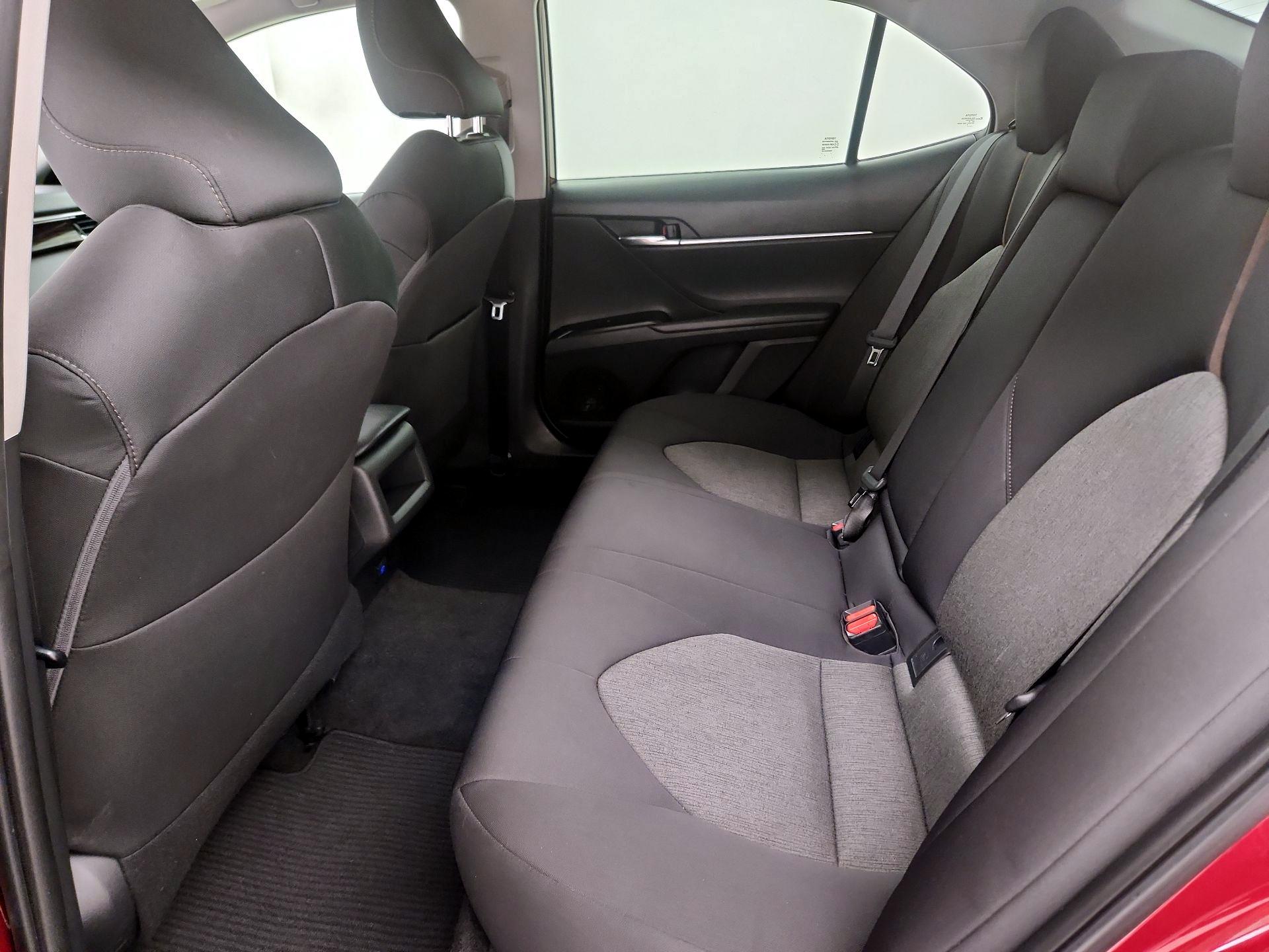 Thumbnail: 2019 Toyota Camry - 19