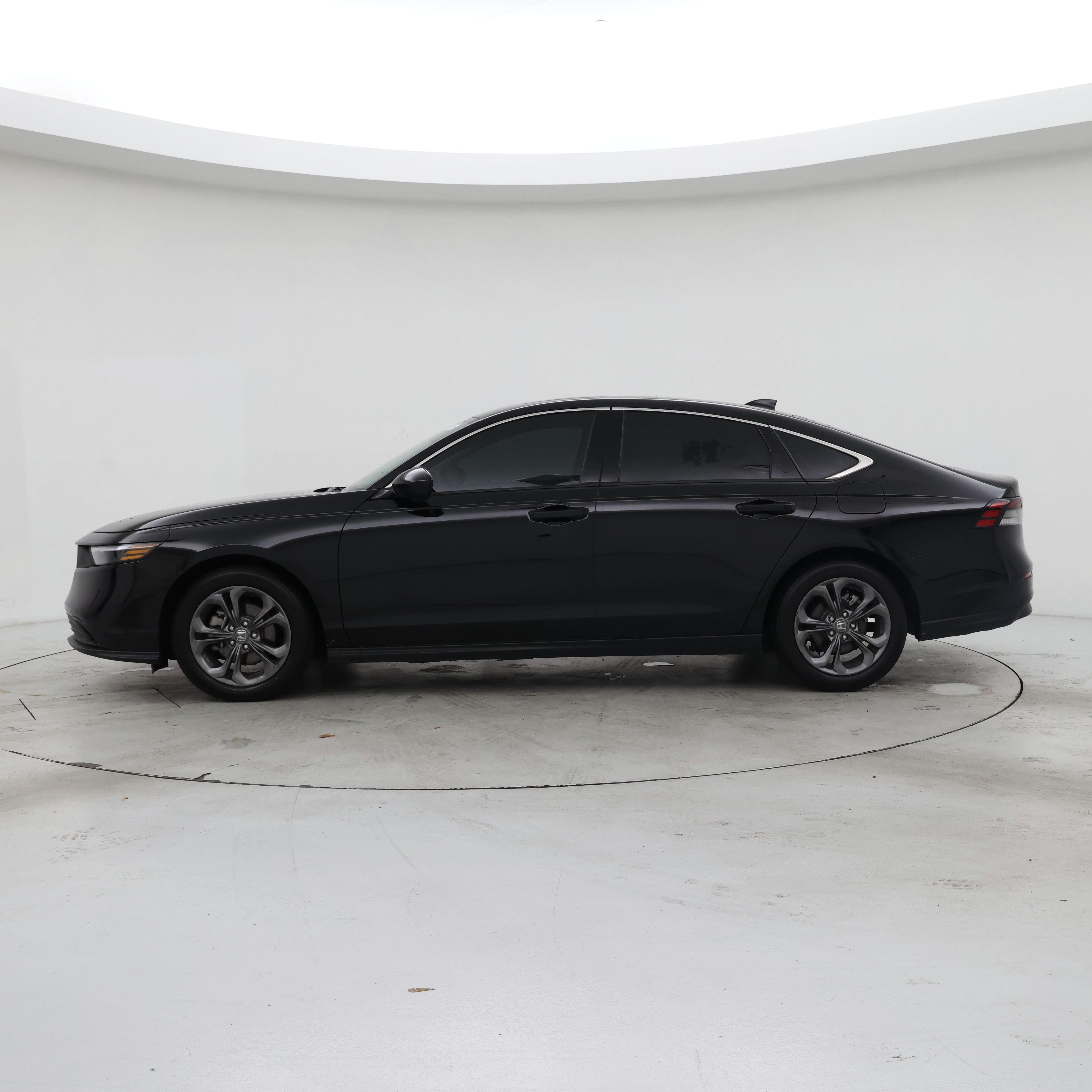 Thumbnail: 2023 Honda Accord - 3