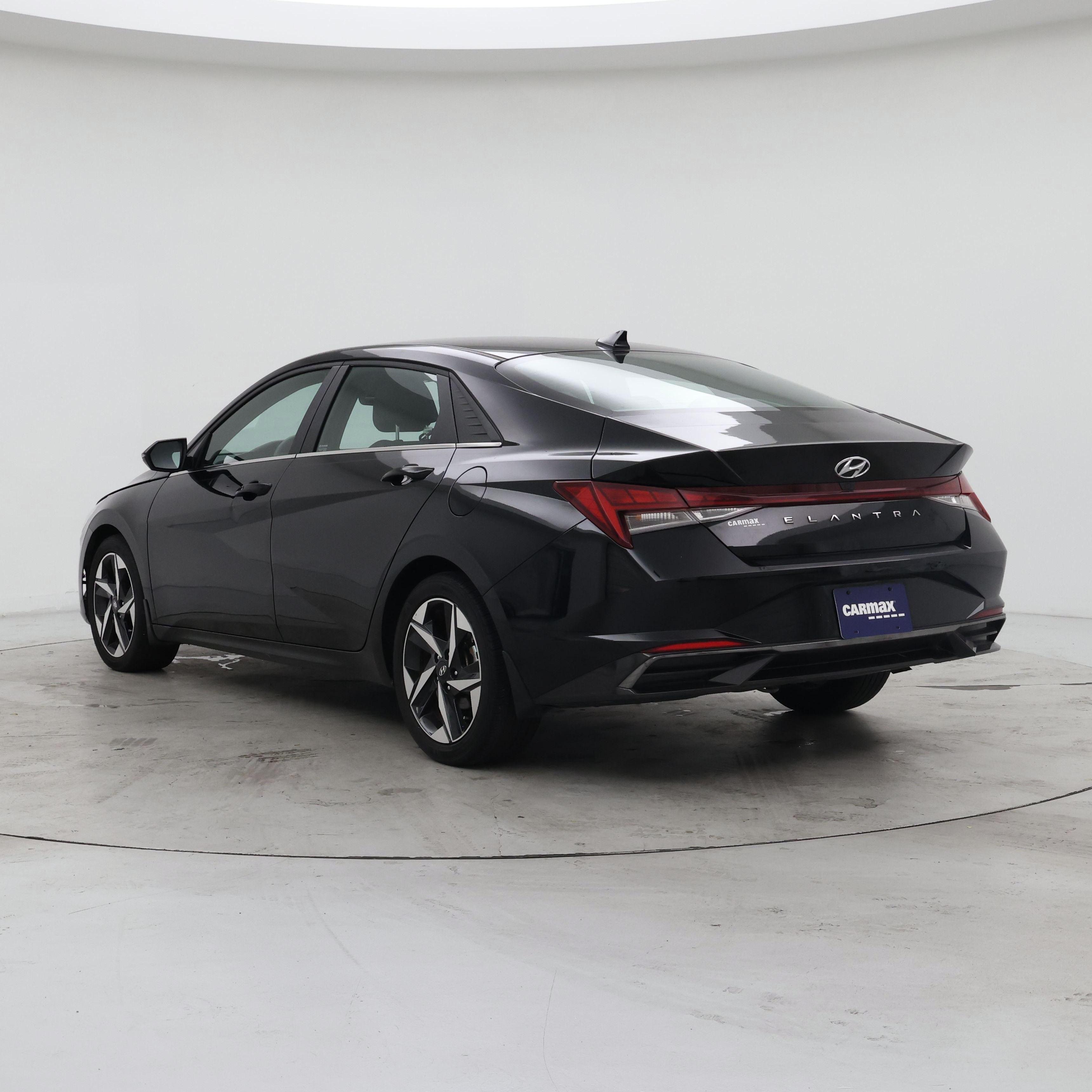 Thumbnail: 2022 Hyundai Elantra - 2