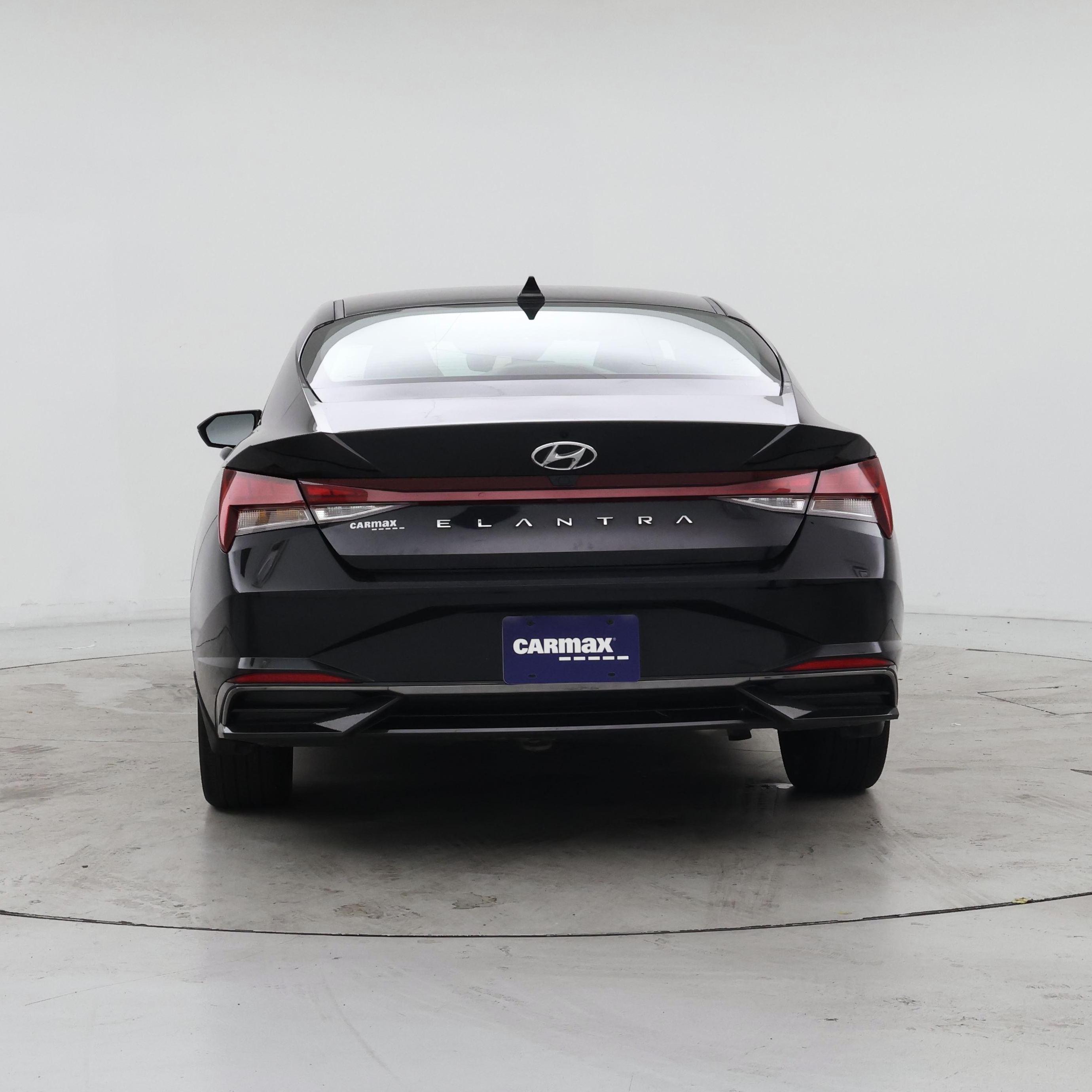 Thumbnail: 2022 Hyundai Elantra - 6