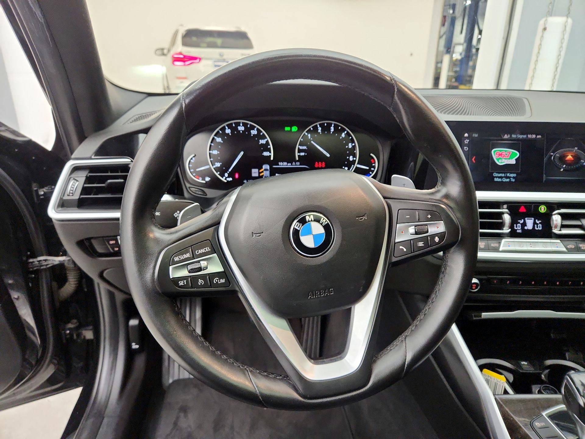 Thumbnail: 2020 BMW 3 Series - 10