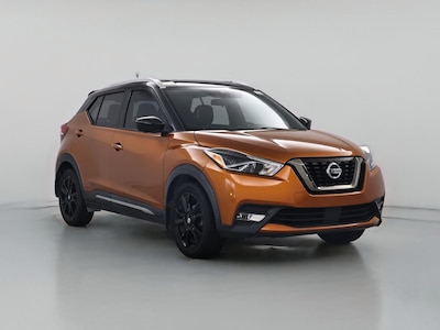 Orange 2020 Nissan Kicks SR