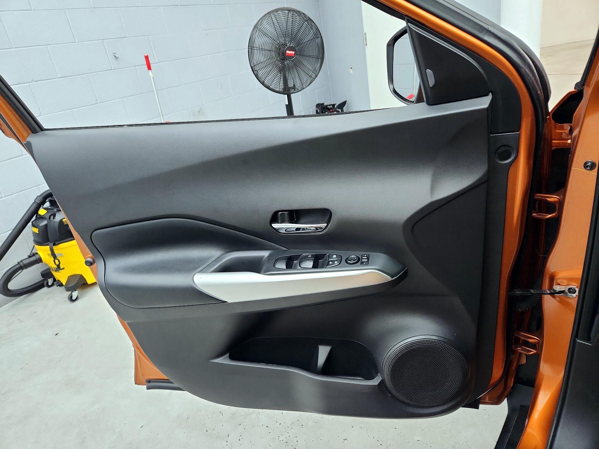 Thumbnail: 2020 Nissan Kicks - 12