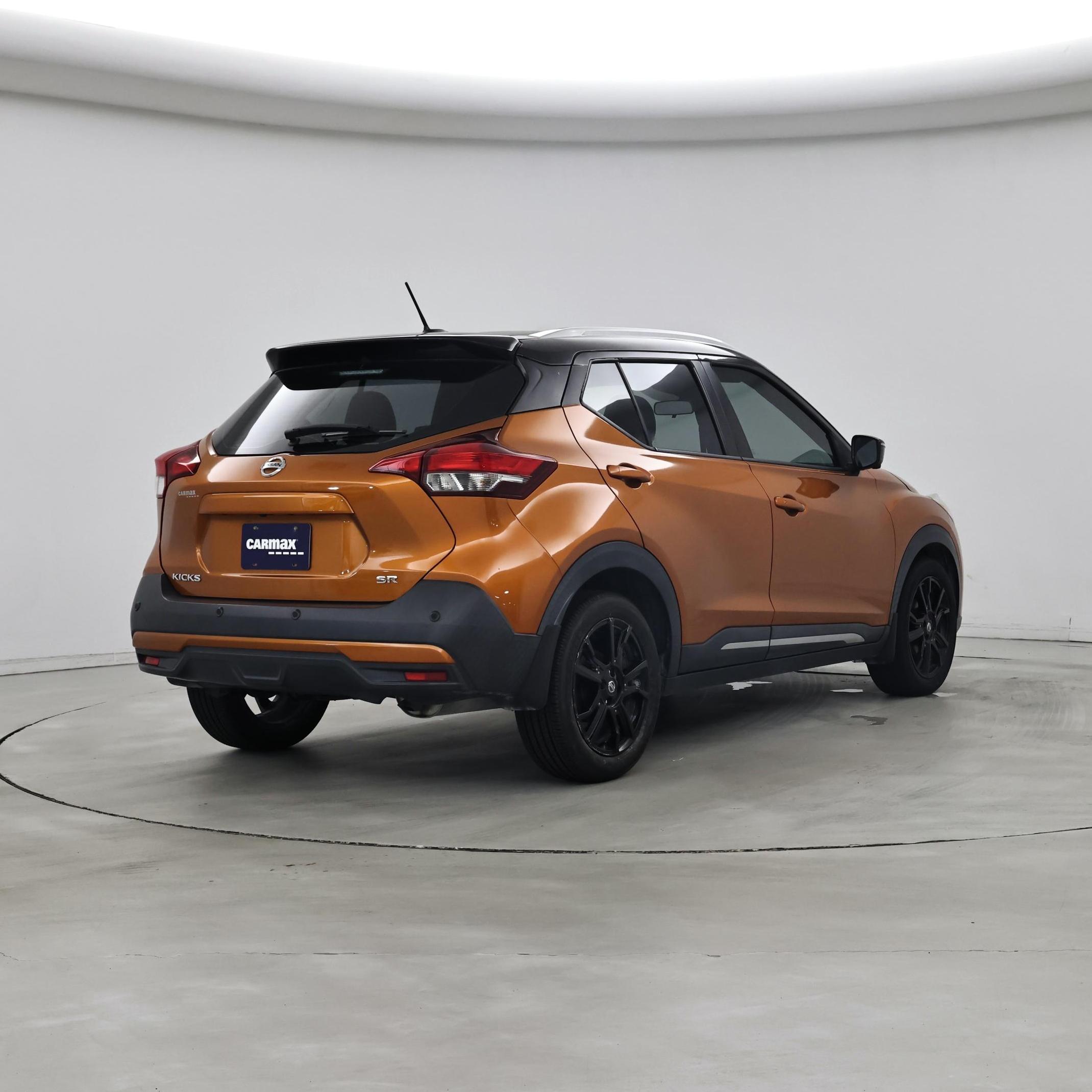 Thumbnail: 2020 Nissan Kicks - 8