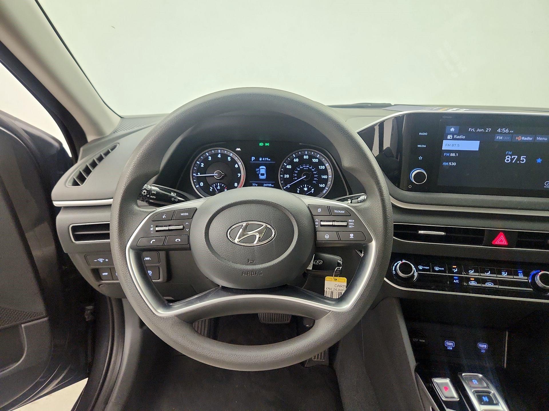Thumbnail: 2023 Hyundai Sonata - 10