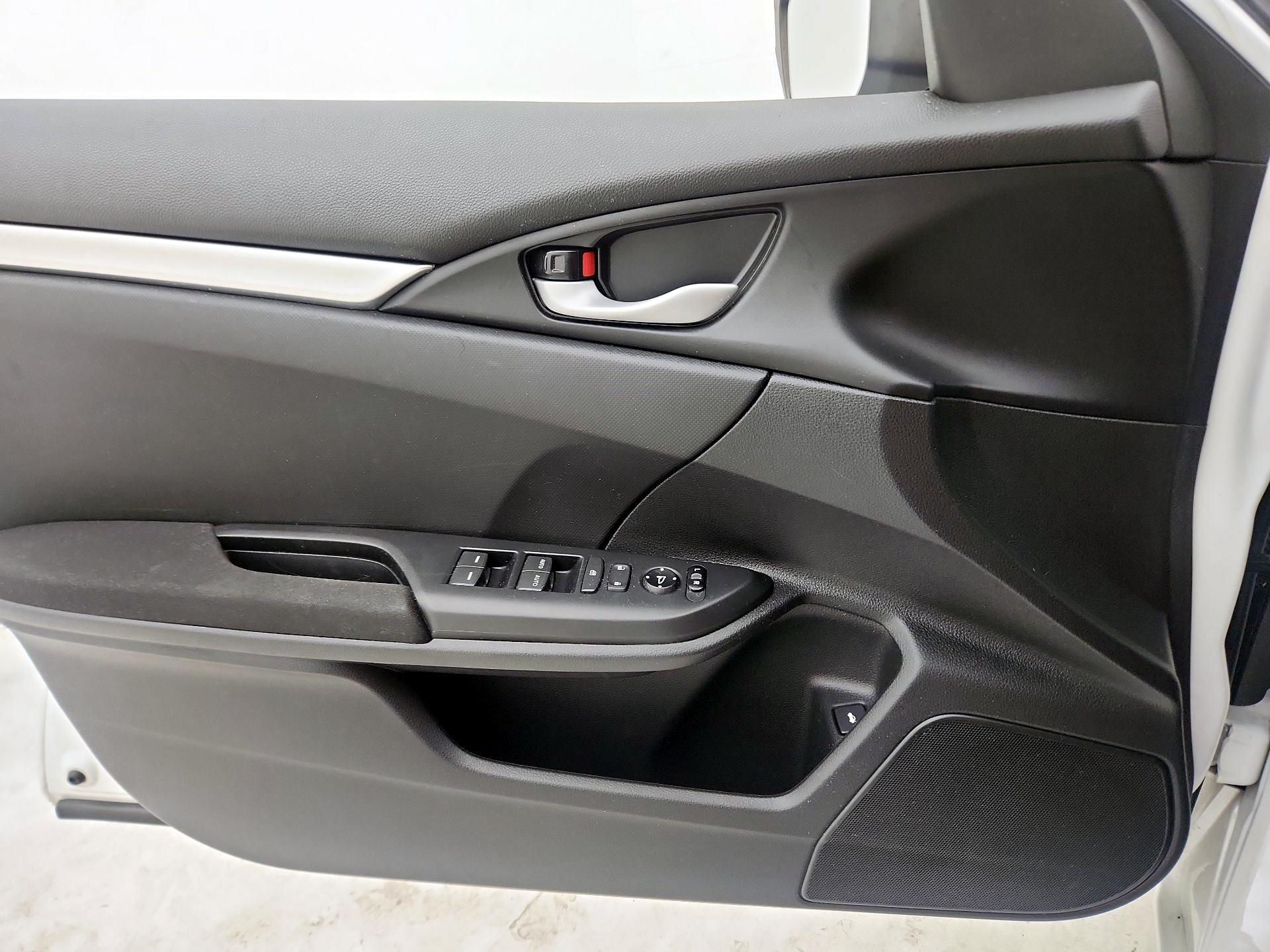Thumbnail: 2019 Honda Civic - 12