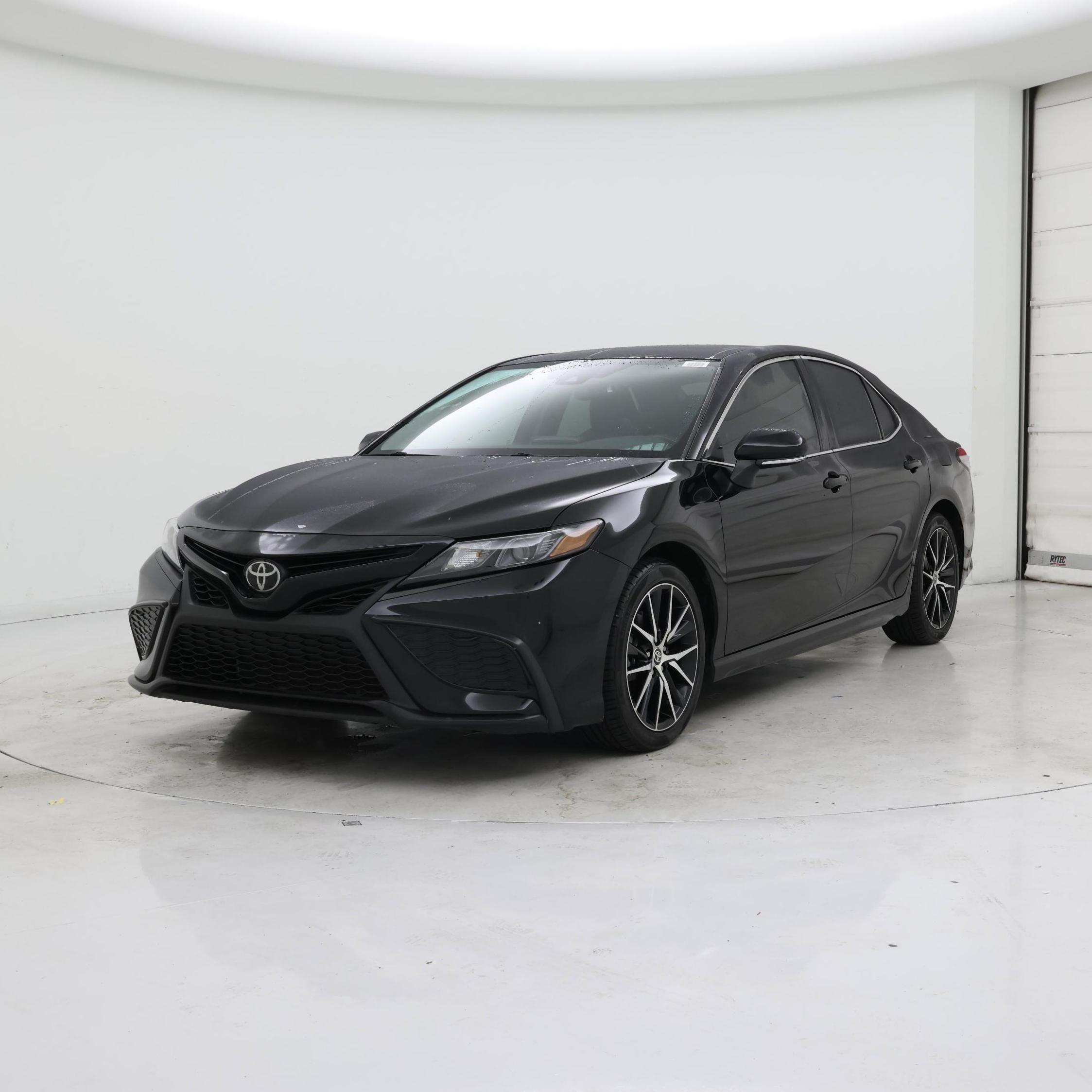 Thumbnail: 2023 Toyota Camry - 4