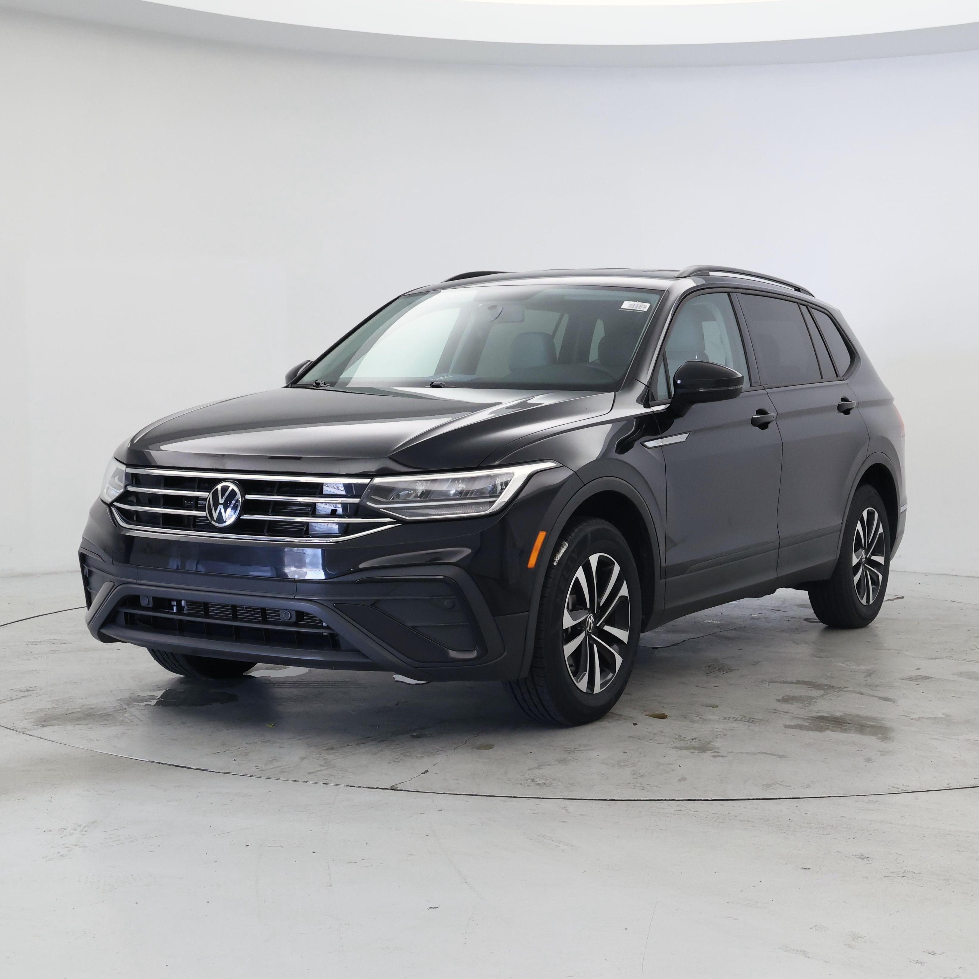 Thumbnail: 2022 Volkswagen Tiguan - 4