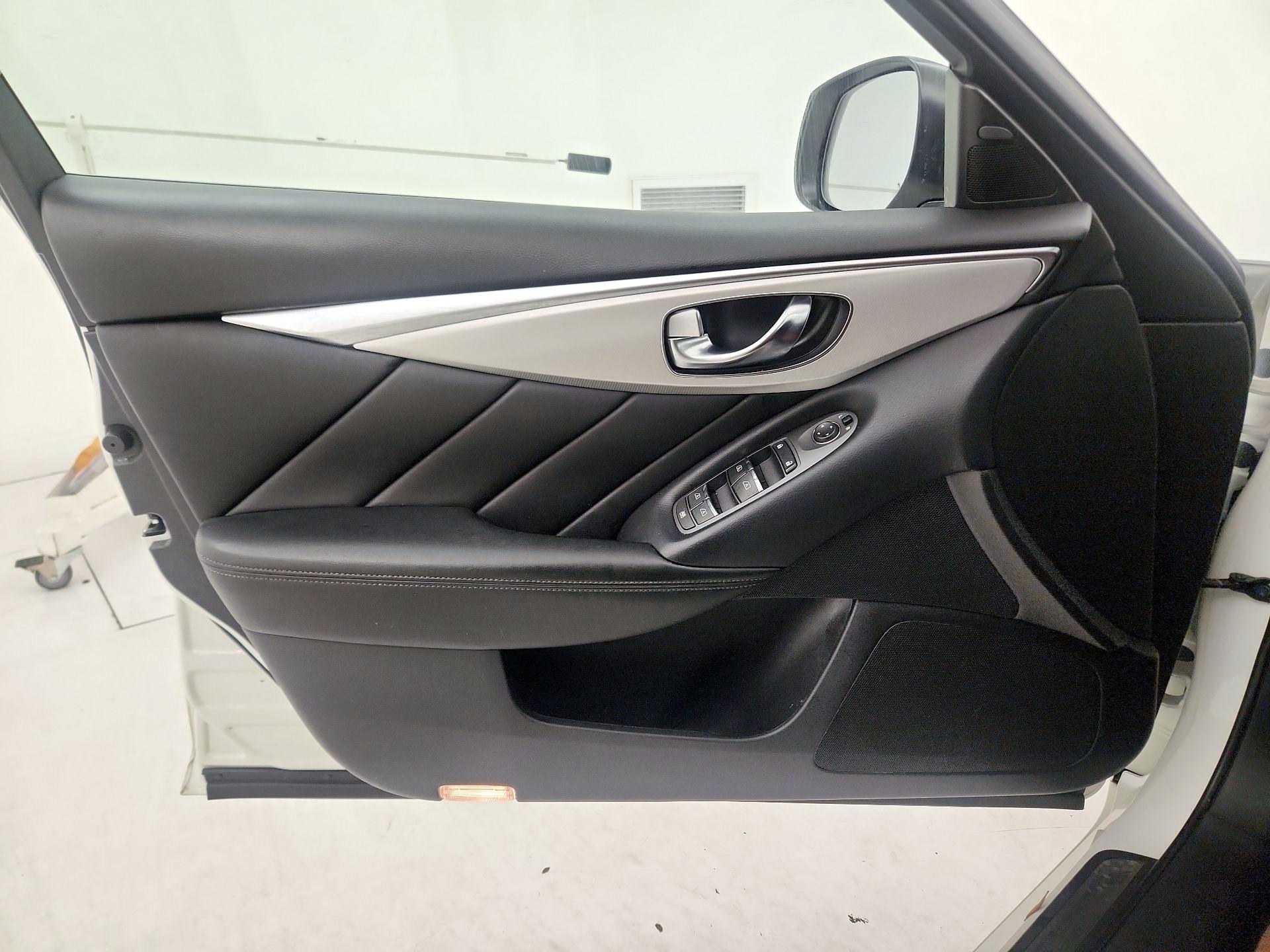 Thumbnail: 2021 INFINITI Q50 - 12