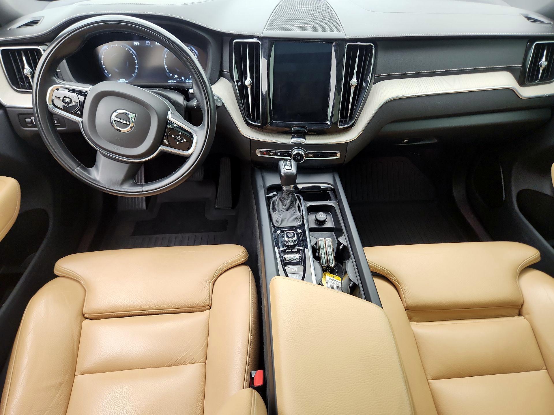 Thumbnail: 2019 Volvo XC60 - 9