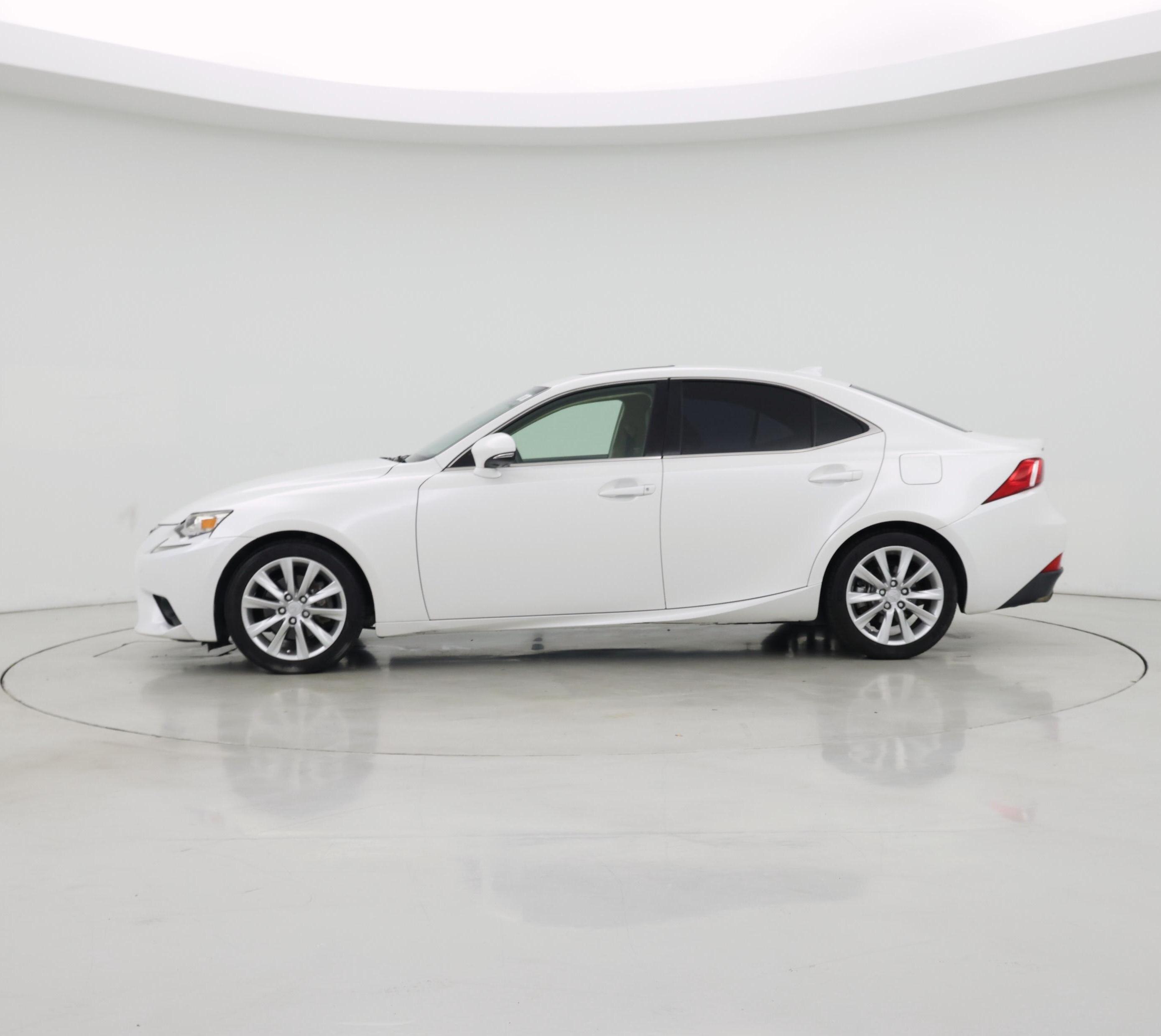 Thumbnail: 2015 Lexus IS - 3
