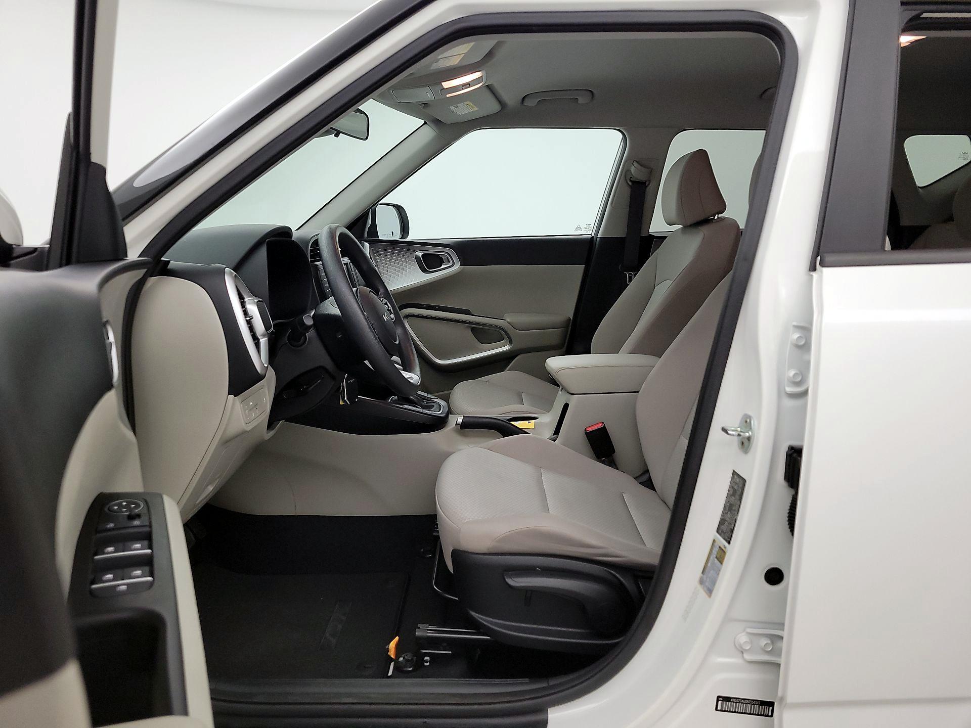 Thumbnail: 2022 Kia Soul - 11