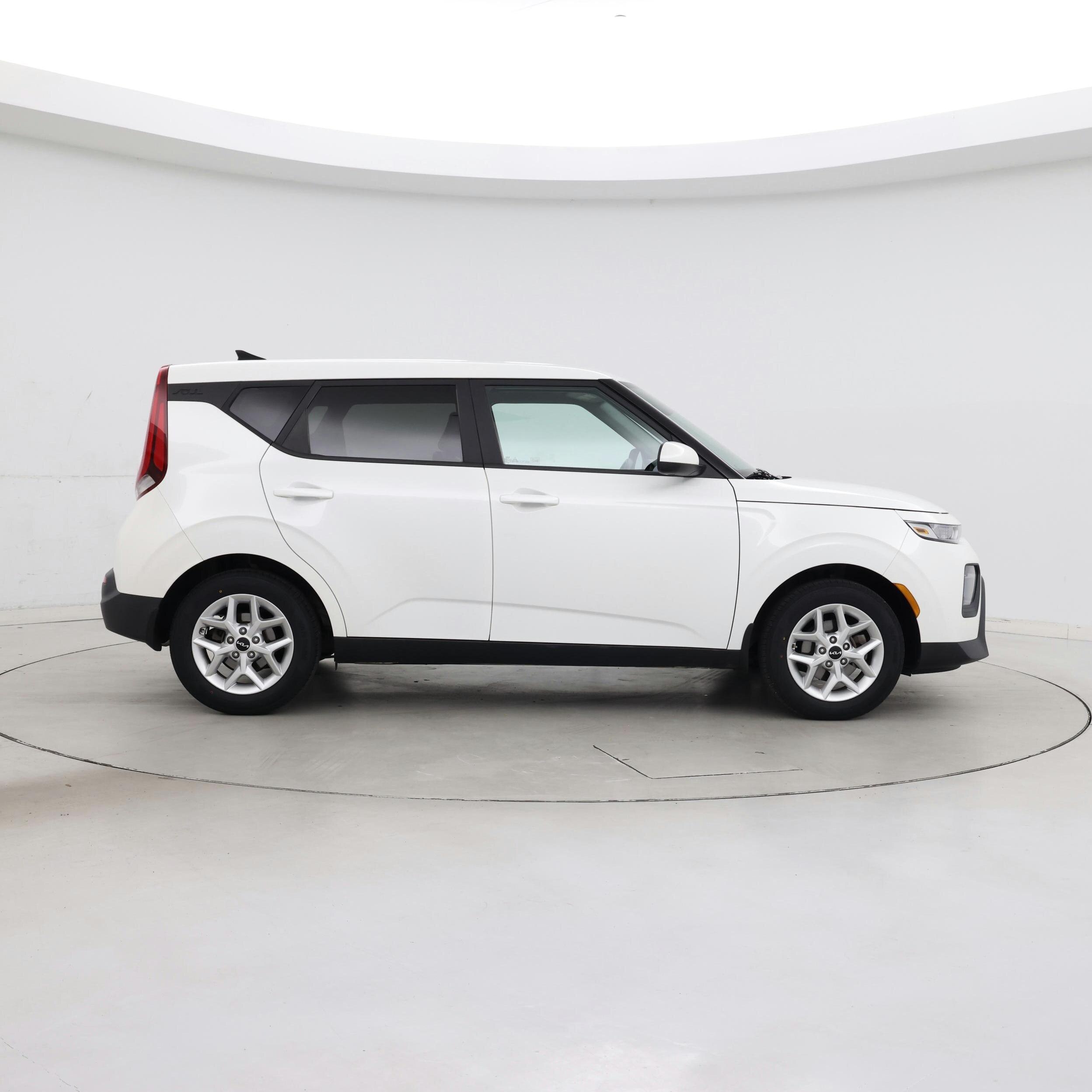 Thumbnail: 2022 Kia Soul - 7